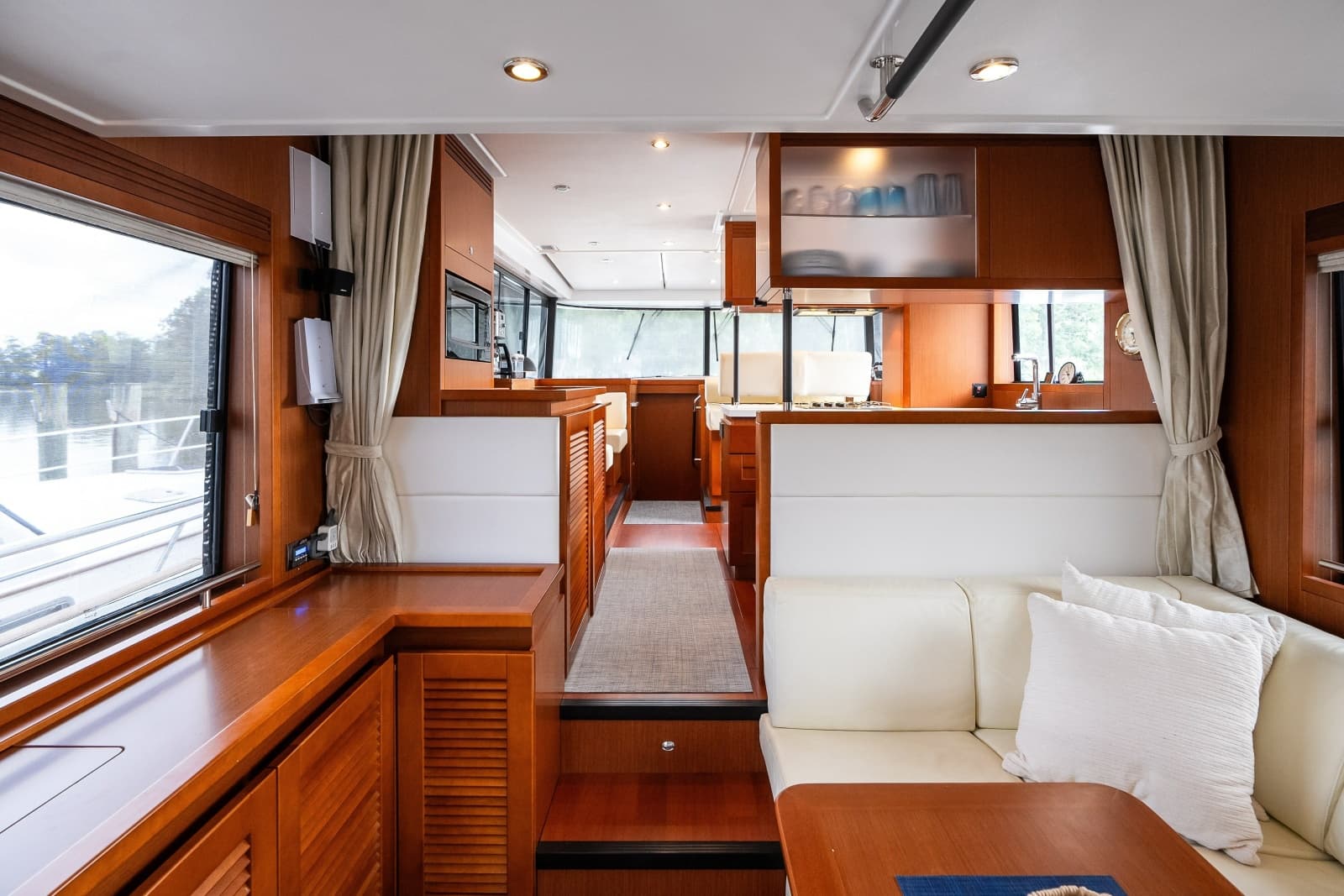 2020 Beneteau Swift Trawler 50 - Photo 111