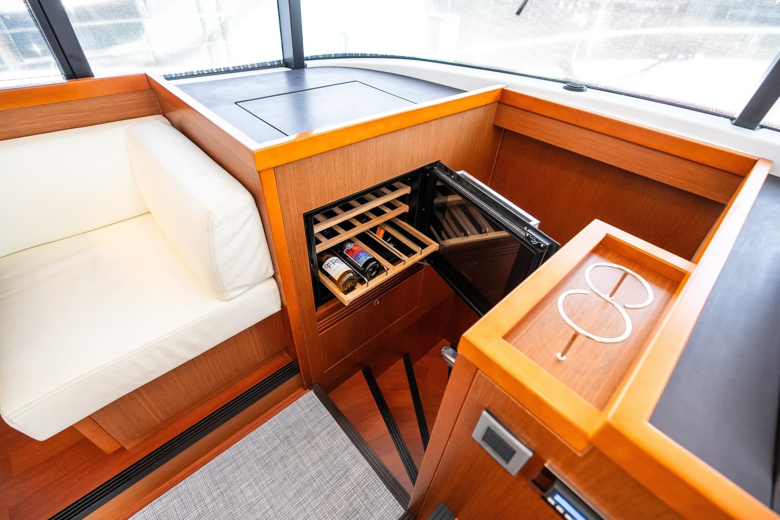2020 Beneteau Swift Trawler 50 - Photo 87