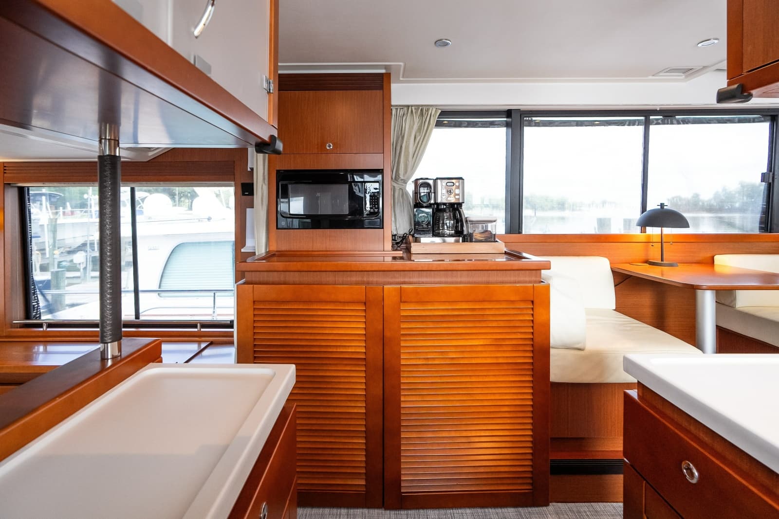 2020 Beneteau Swift Trawler 50 - Photo 102