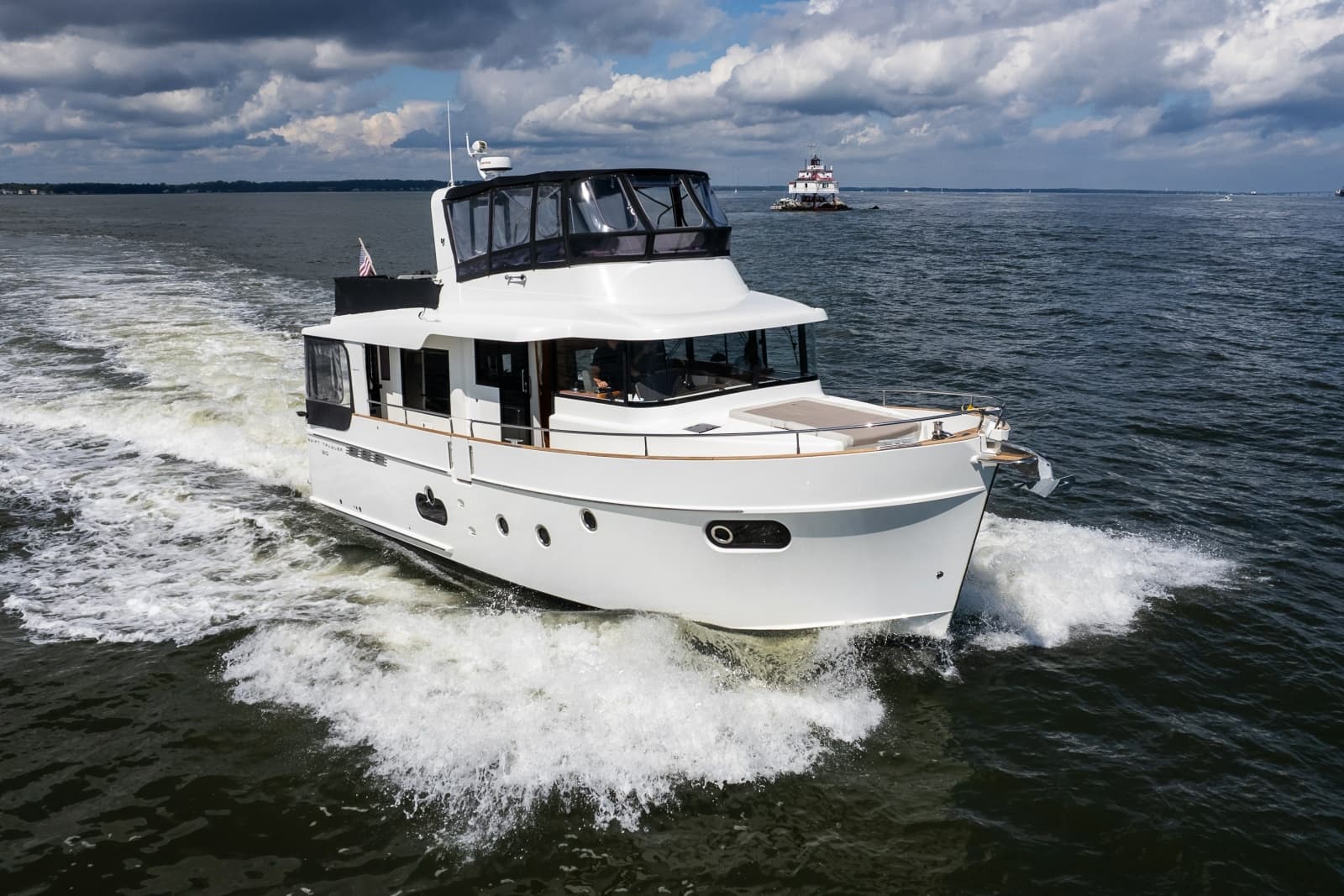 2020 Beneteau Swift Trawler 50 - Photo 26