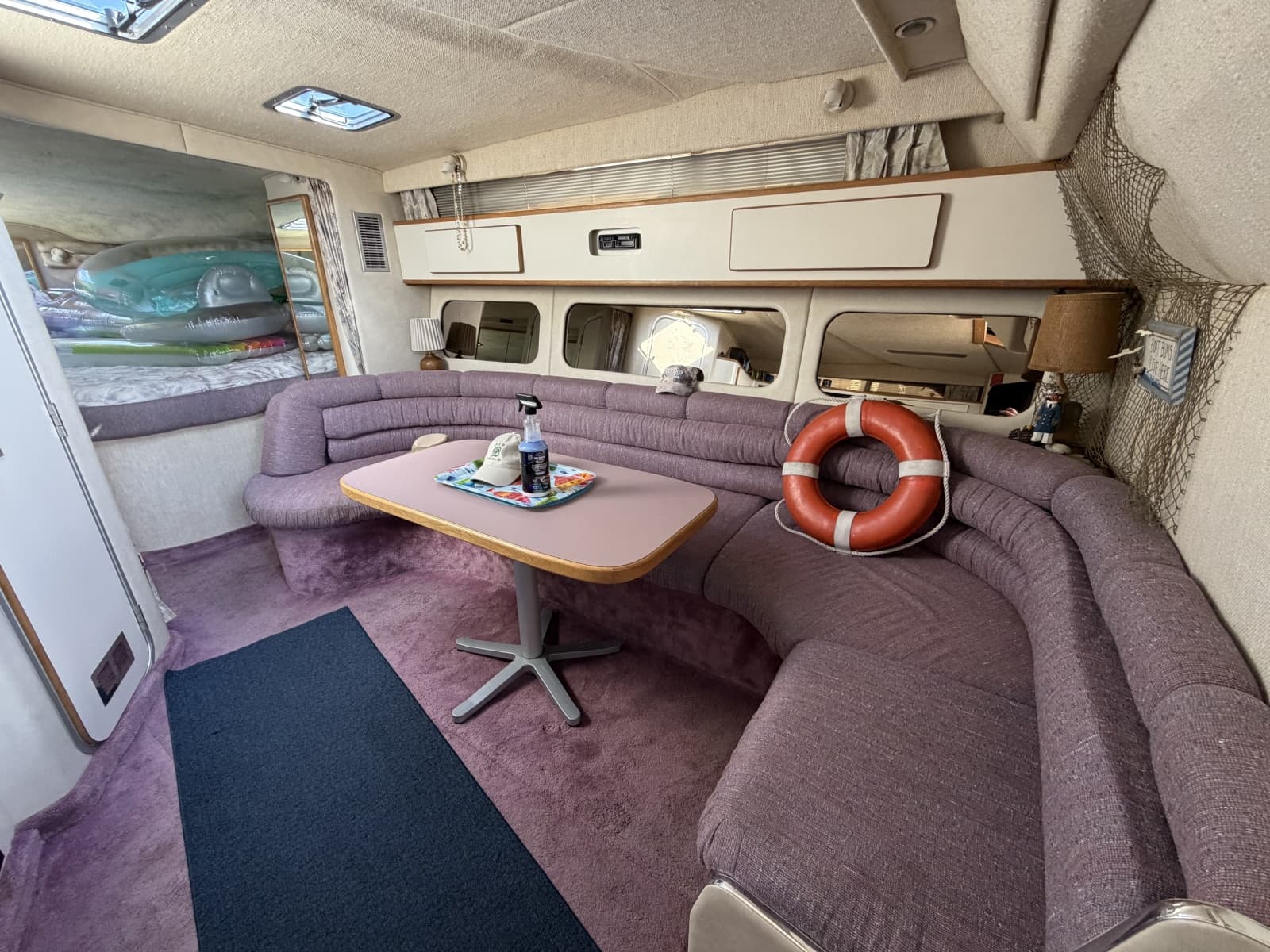 1993 Sea Ray 370 Express Cruiser - Photo 30