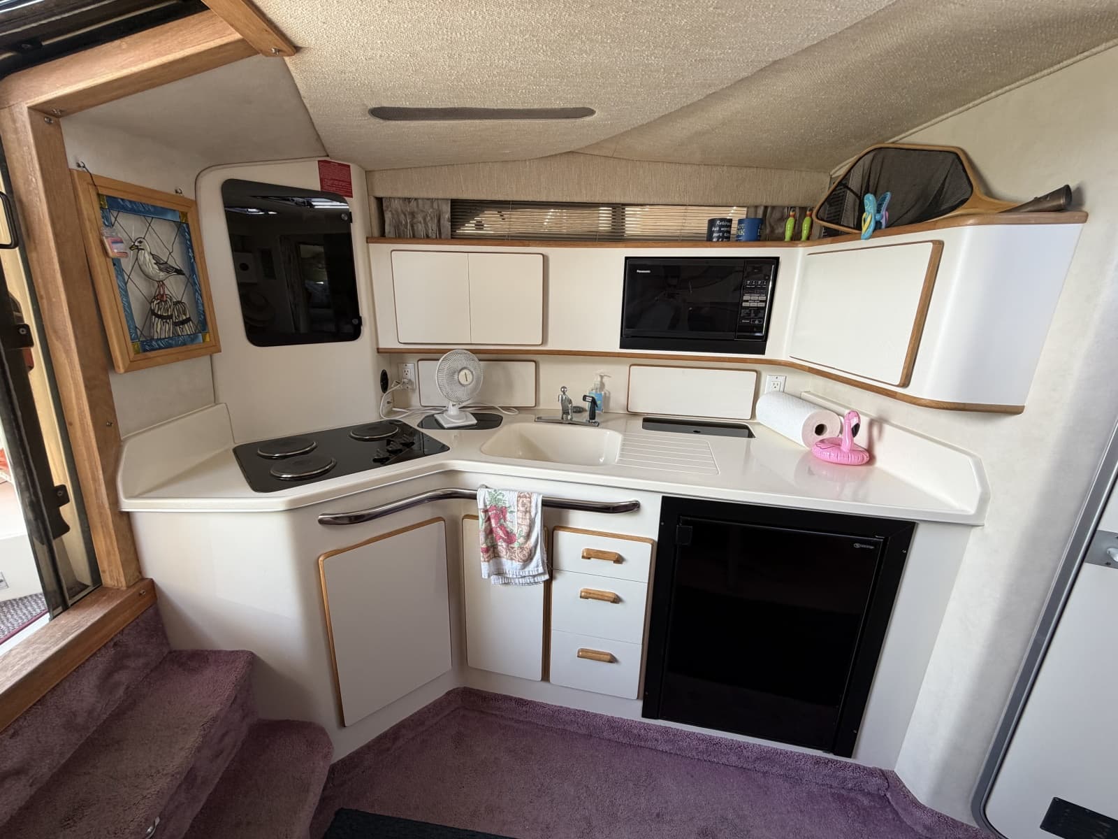 1993 Sea Ray 370 Express Cruiser - Photo 33