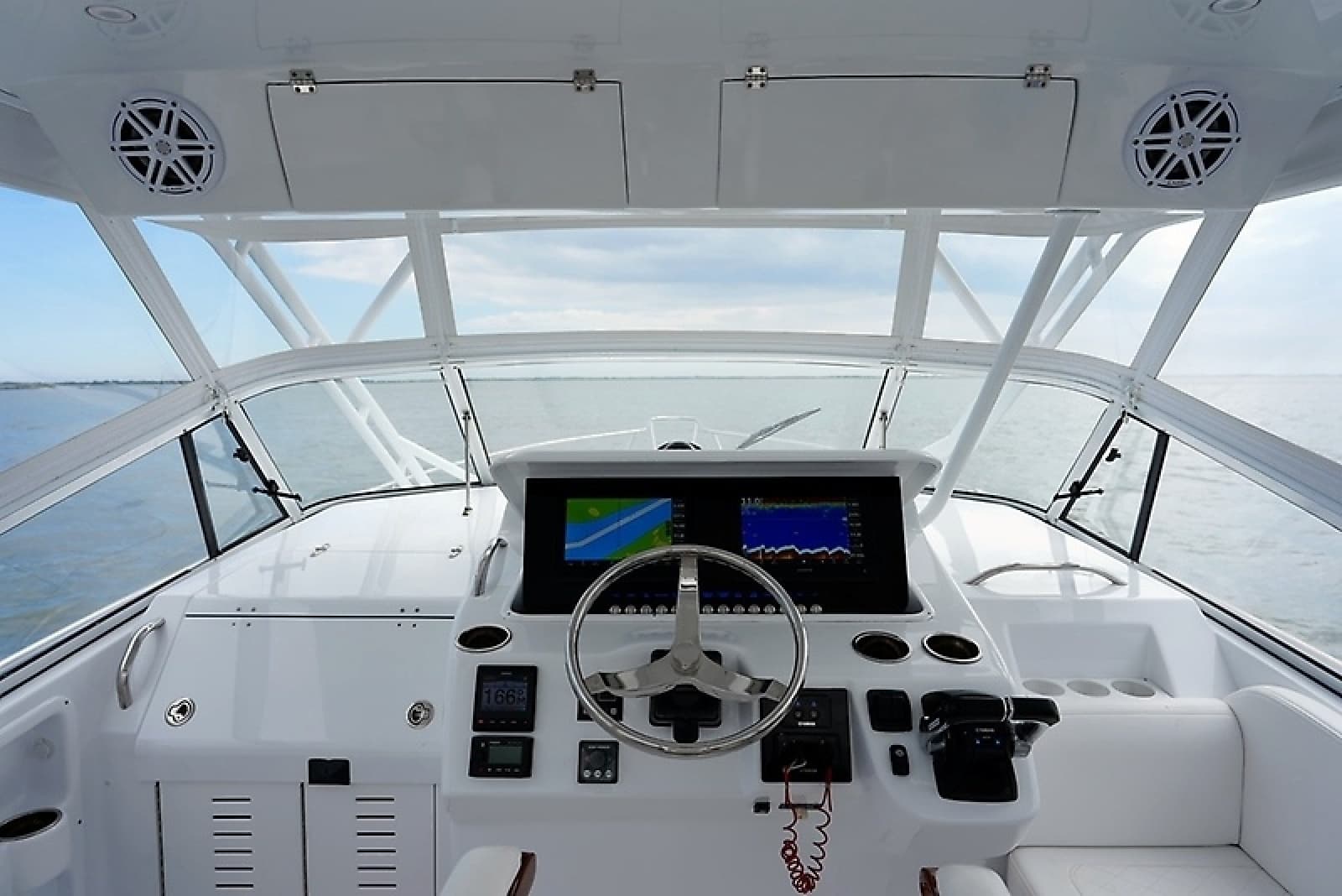 2006 Grady-White Express 330 - Photo 16