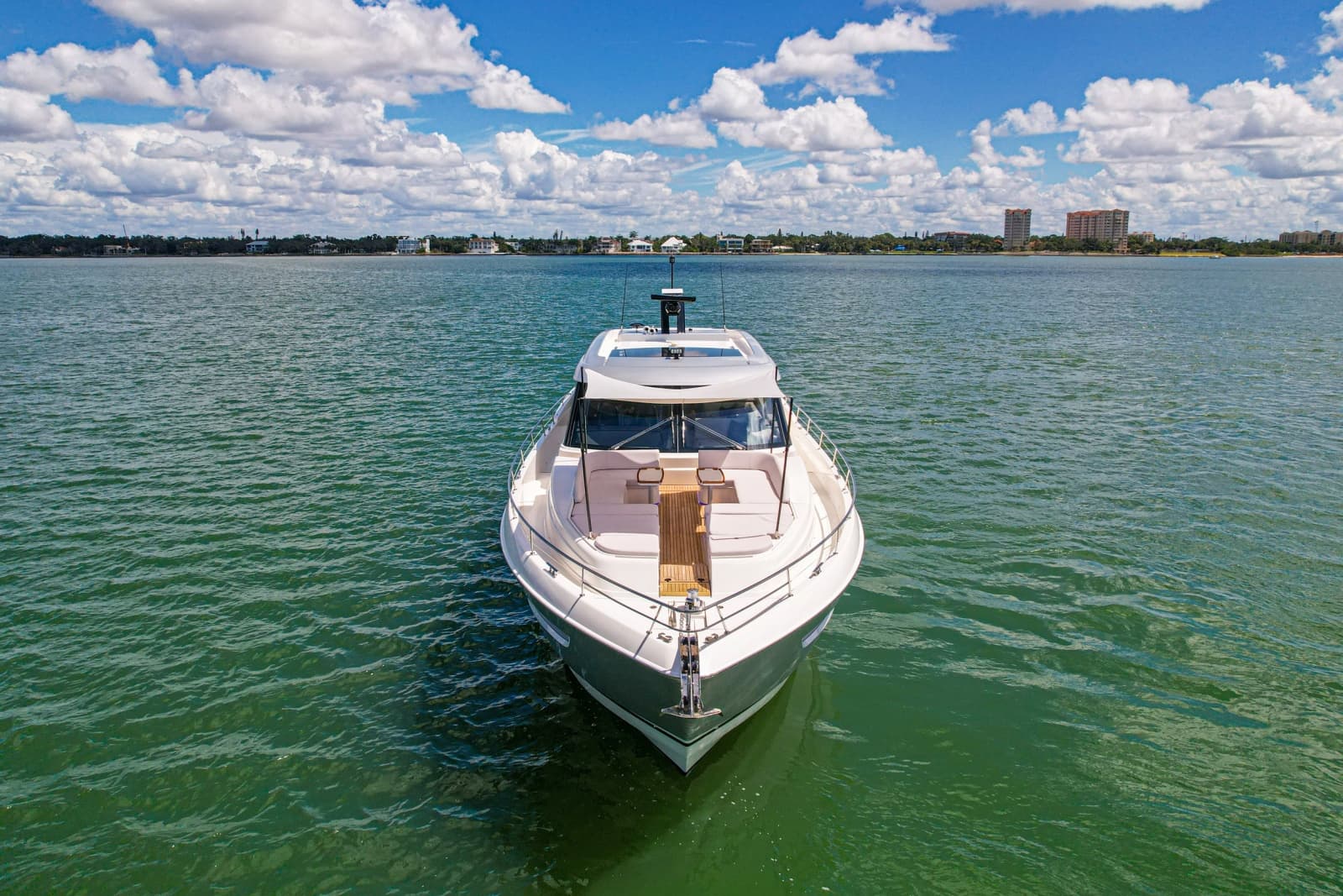 2025 Riviera 6800 Sport Yacht Platinum Edition - Photo 19