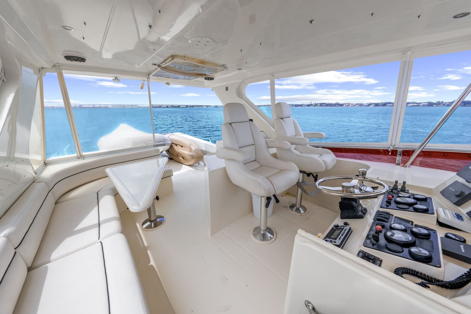 2005 Hampton 558 Pilothouse - Photo 57