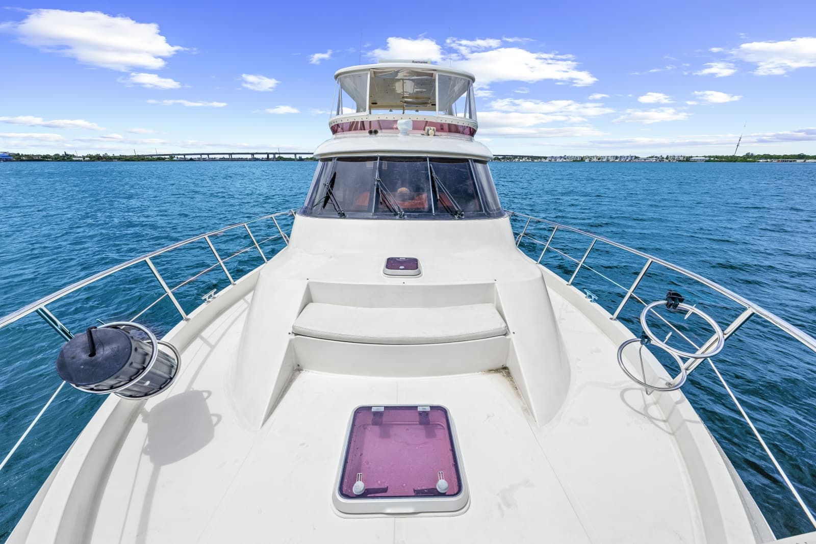 2005 Hampton 558 Pilothouse - Photo 43