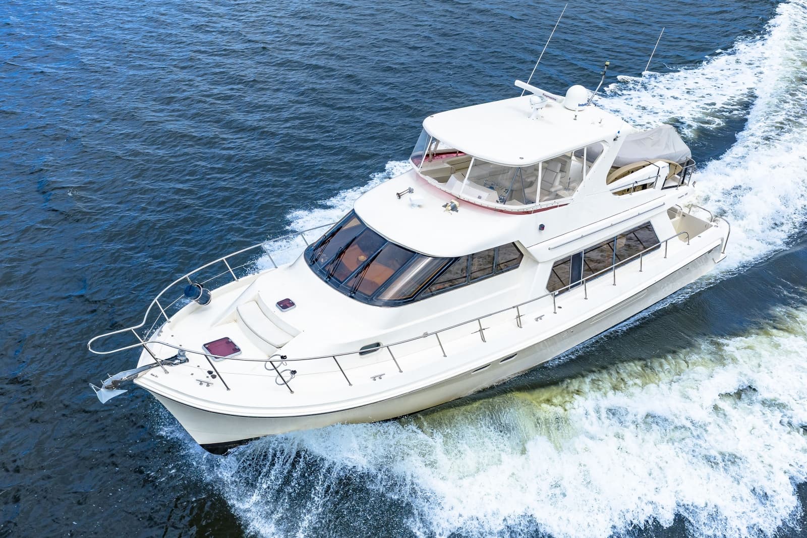 2005 Hampton 558 Pilothouse - Photo 32