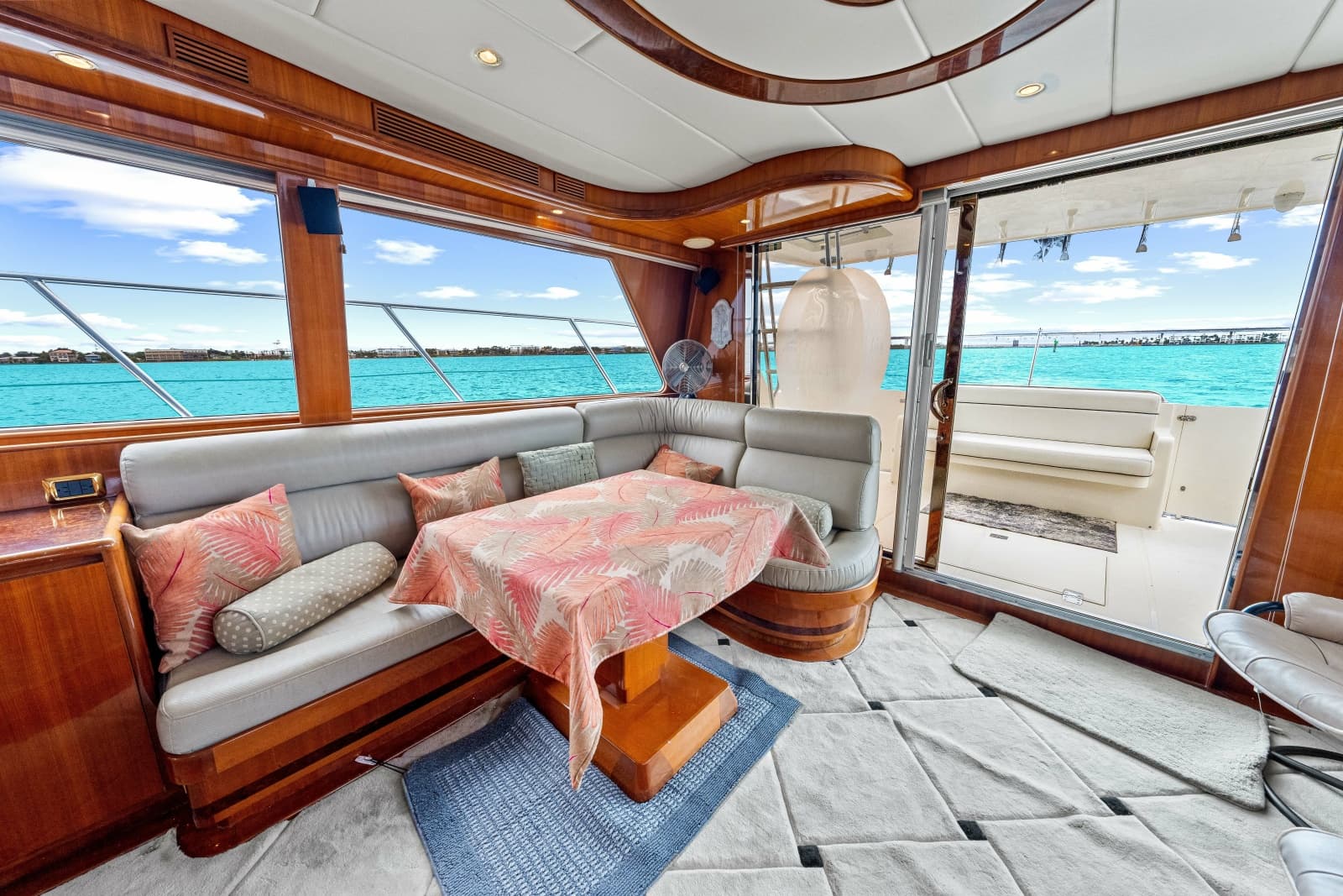 2005 Hampton 558 Pilothouse - Photo 59