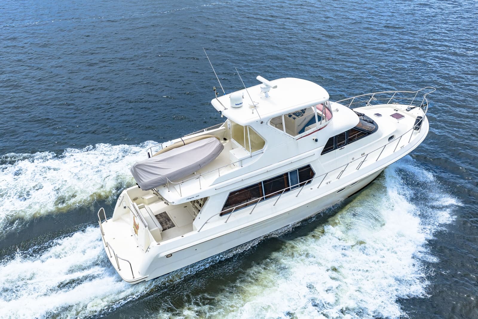 2005 Hampton 558 Pilothouse - Photo 25
