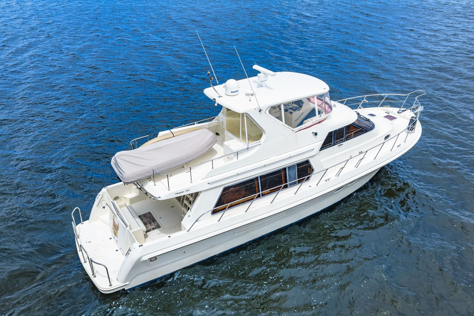 2005 Hampton 558 Pilothouse - Photo 11