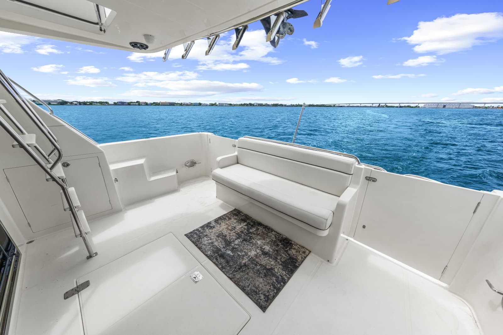 2005 Hampton 558 Pilothouse - Photo 37