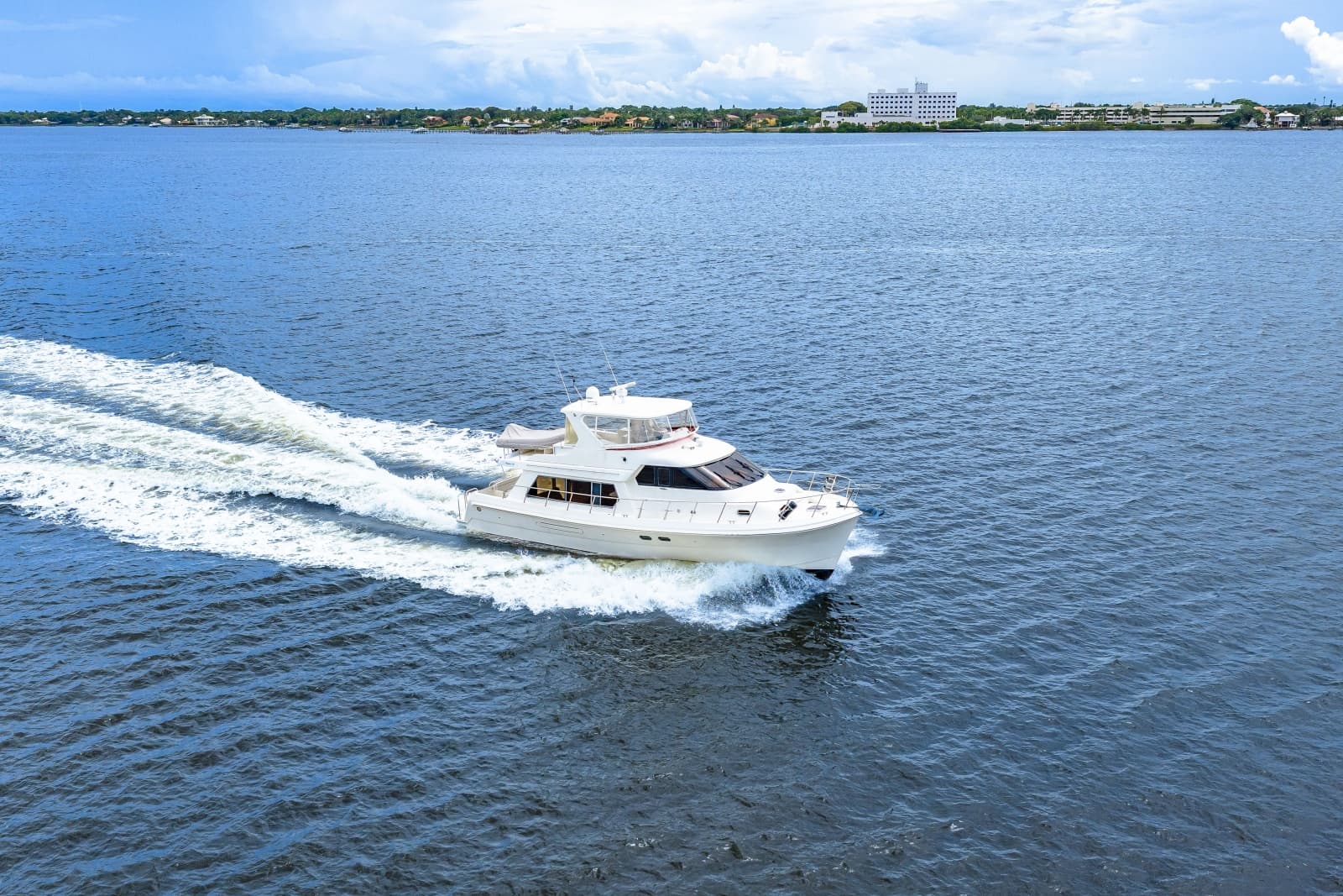 2005 Hampton 558 Pilothouse - Photo 34
