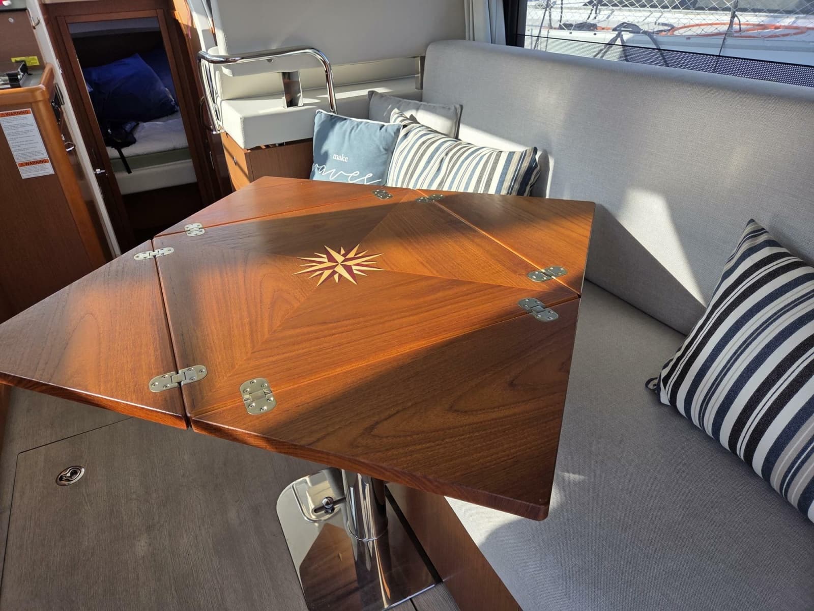 2020 Beneteau Swift Trawler 30 - Photo 11