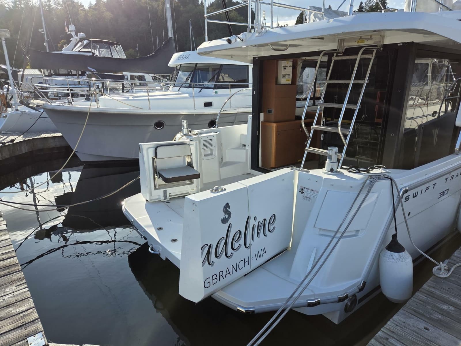 2020 Beneteau Swift Trawler 30 - Photo 13