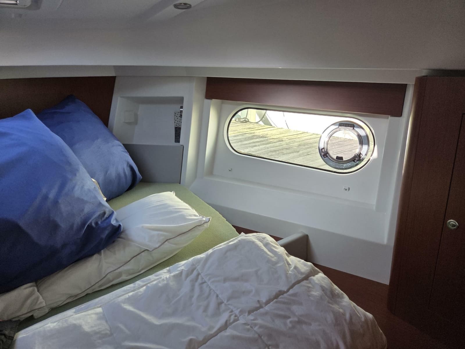 2020 Beneteau Swift Trawler 30 - Photo 4