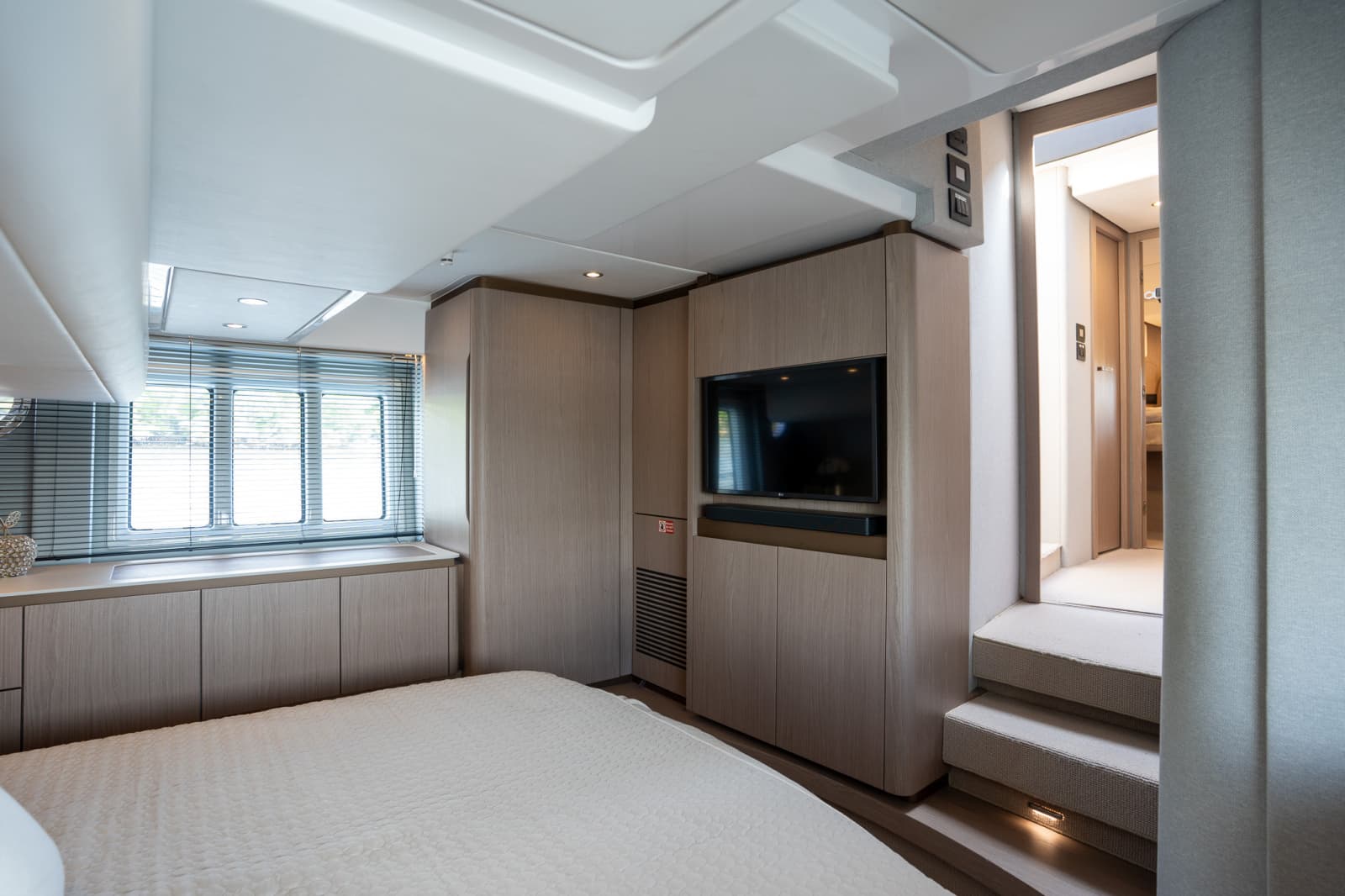 2025 Azimut FLY 50 - Photo 20
