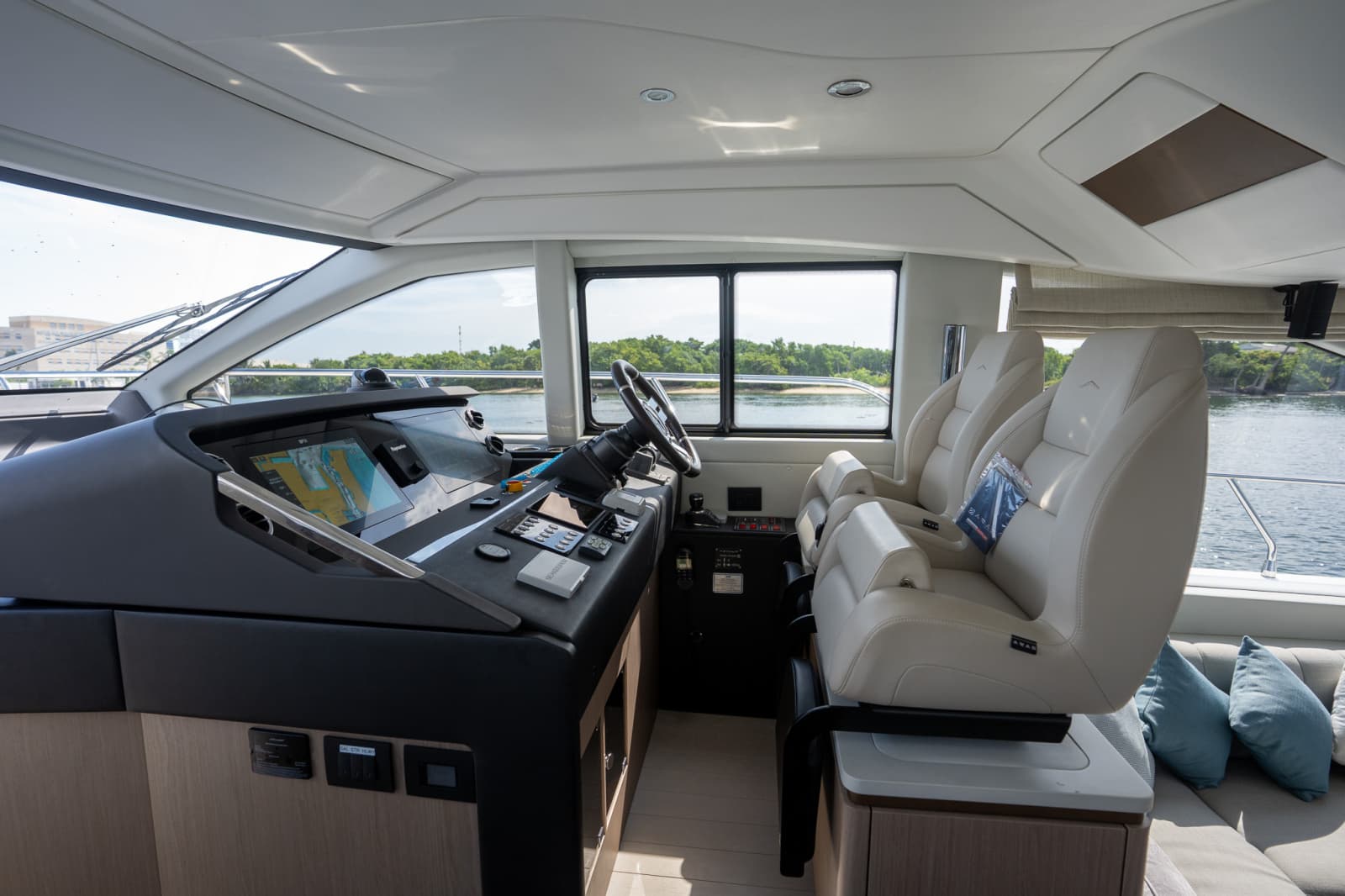 2025 Azimut FLY 50 - Photo 29