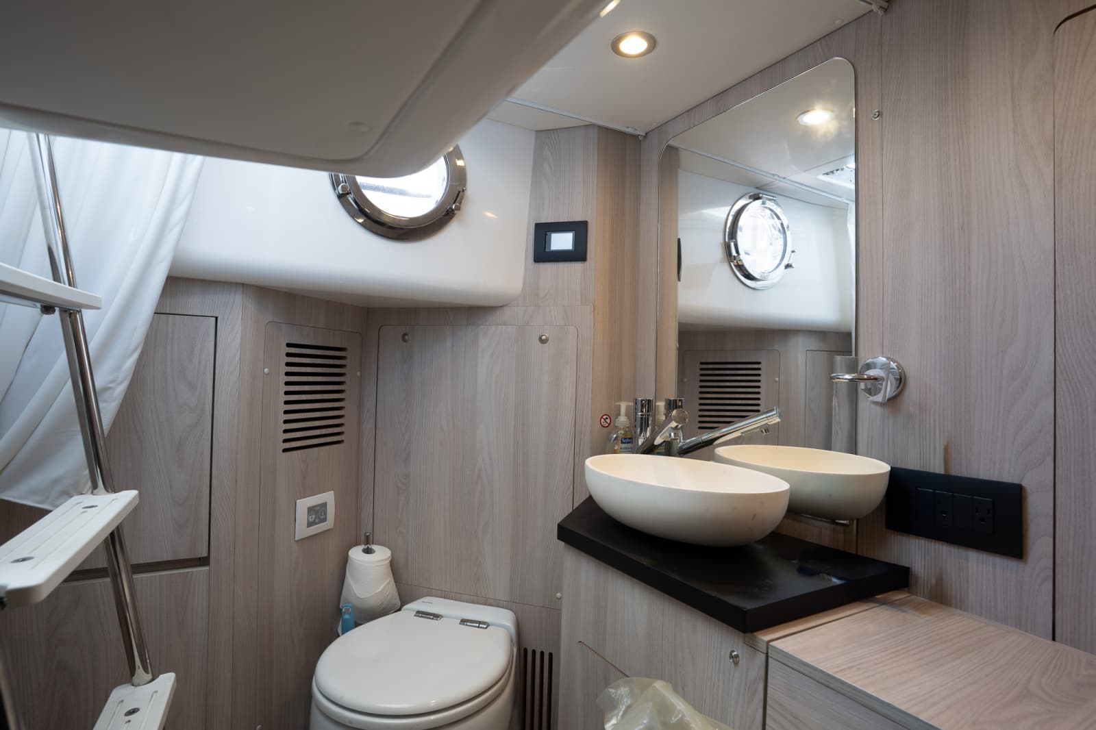 2025 Azimut FLY 50 - Photo 50