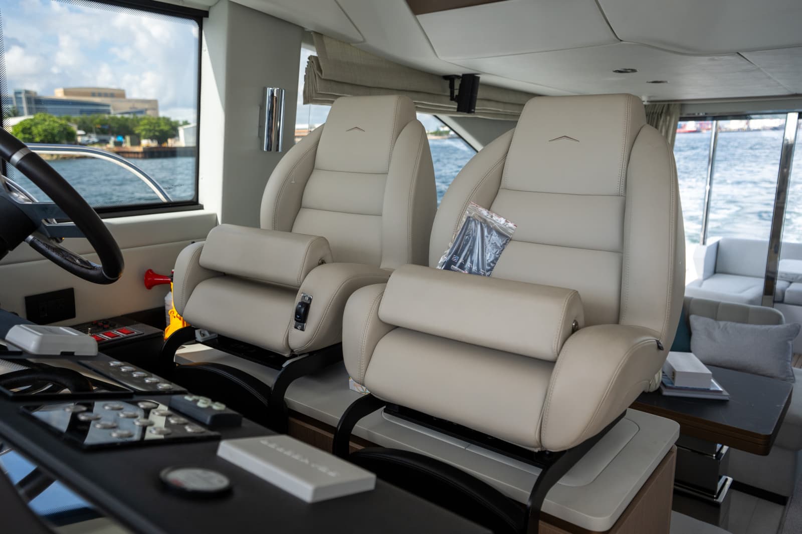 2025 Azimut FLY 50 - Photo 36