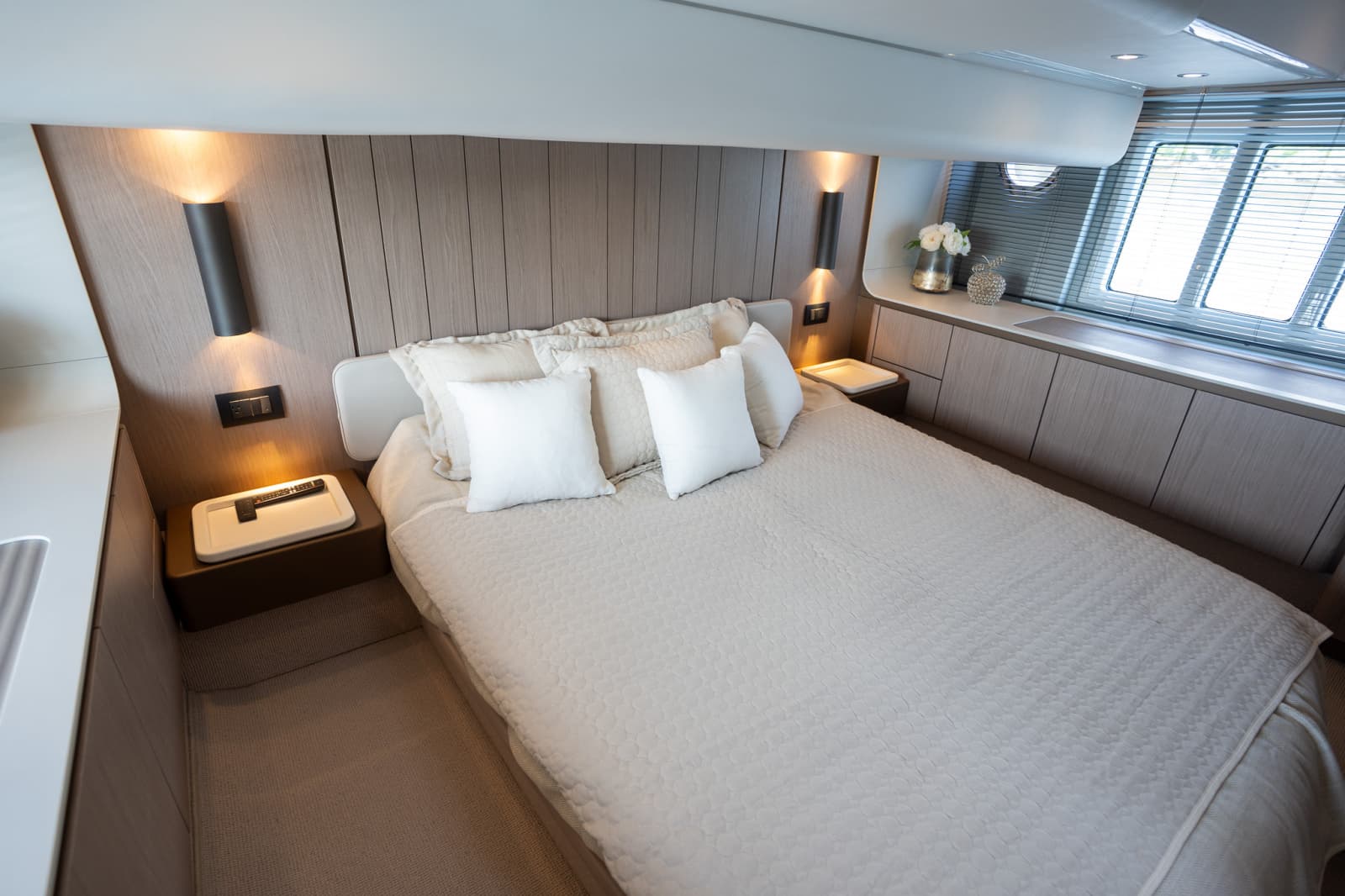 2025 Azimut FLY 50 - Photo 21
