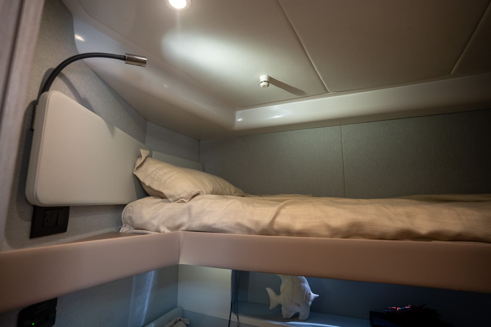 2025 Azimut FLY 50 - Photo 16