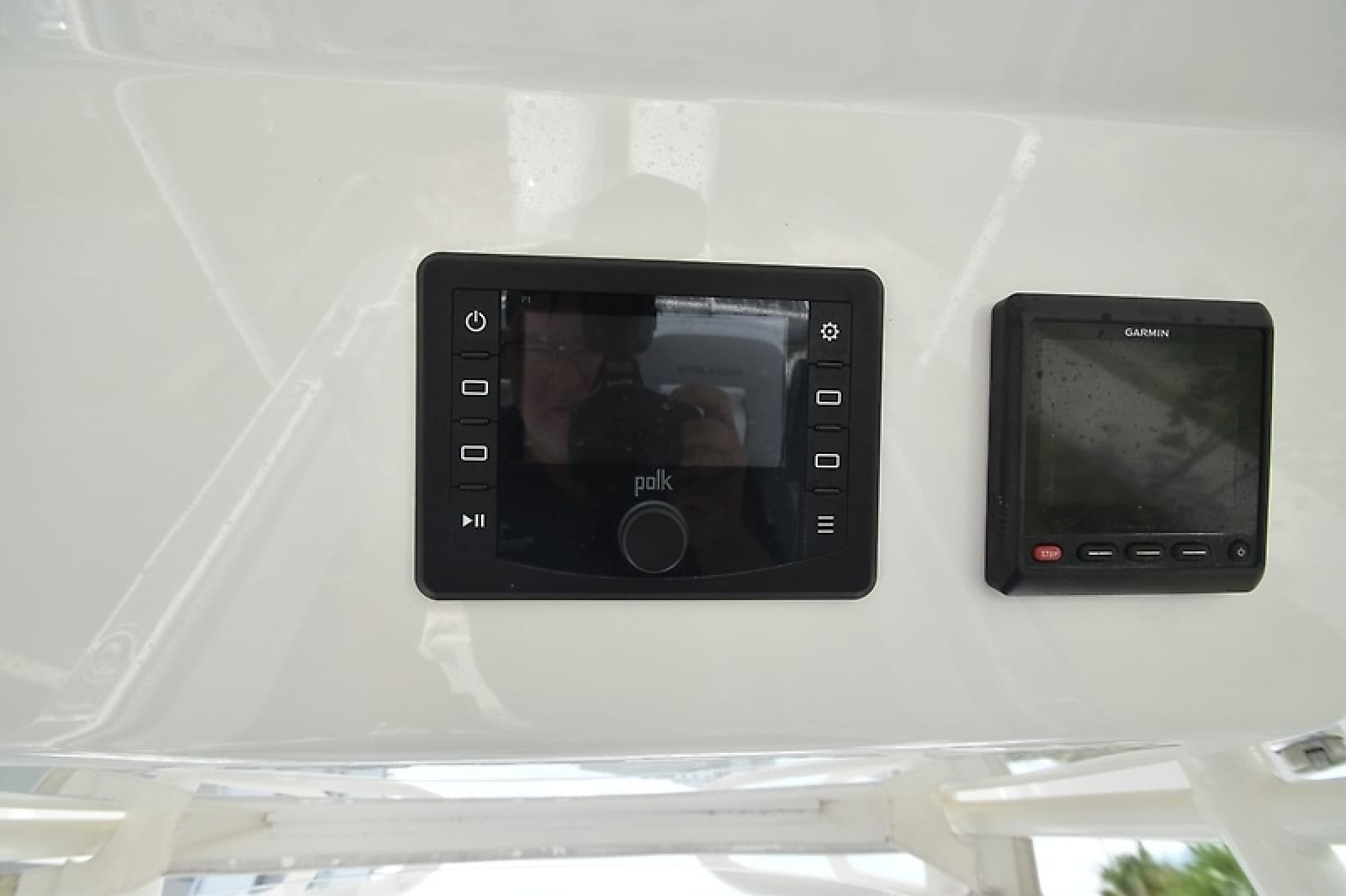2018 Regulator 28 Forward Seating - Photo 13