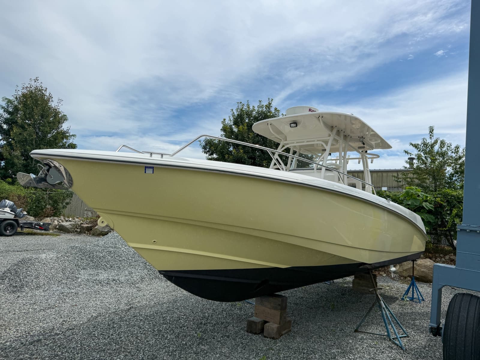 2013 Boston Whaler Justice 32 - Photo 3