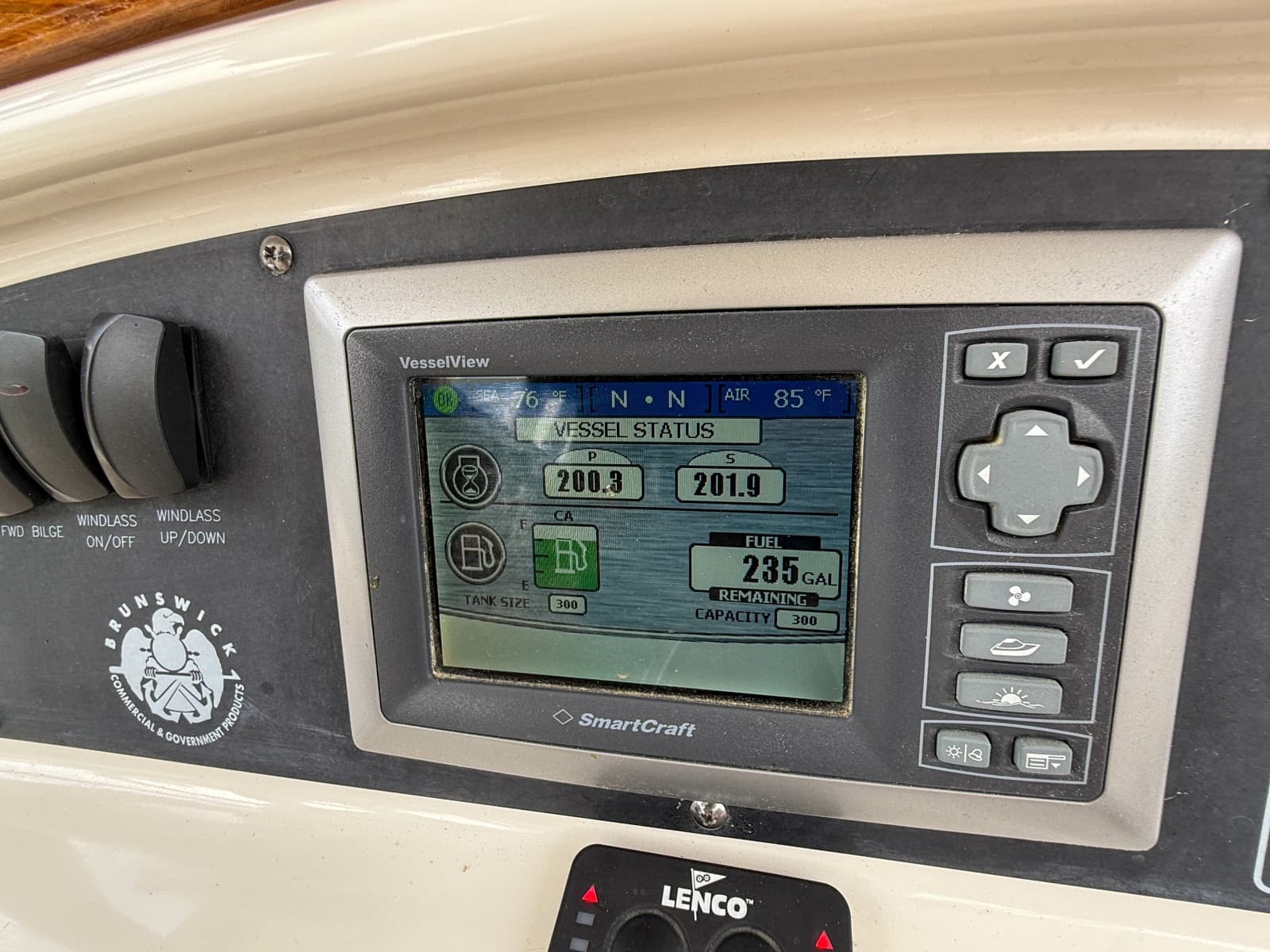 2013 Boston Whaler Justice 32 - Photo 32