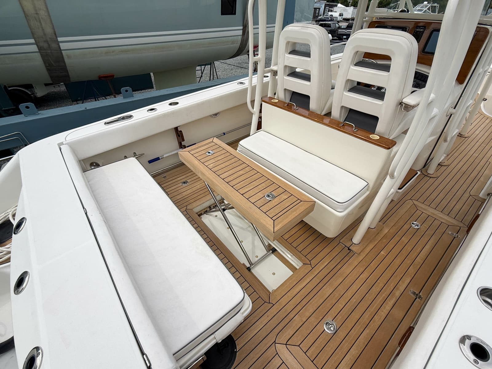 2013 Boston Whaler Justice 32 - Photo 9