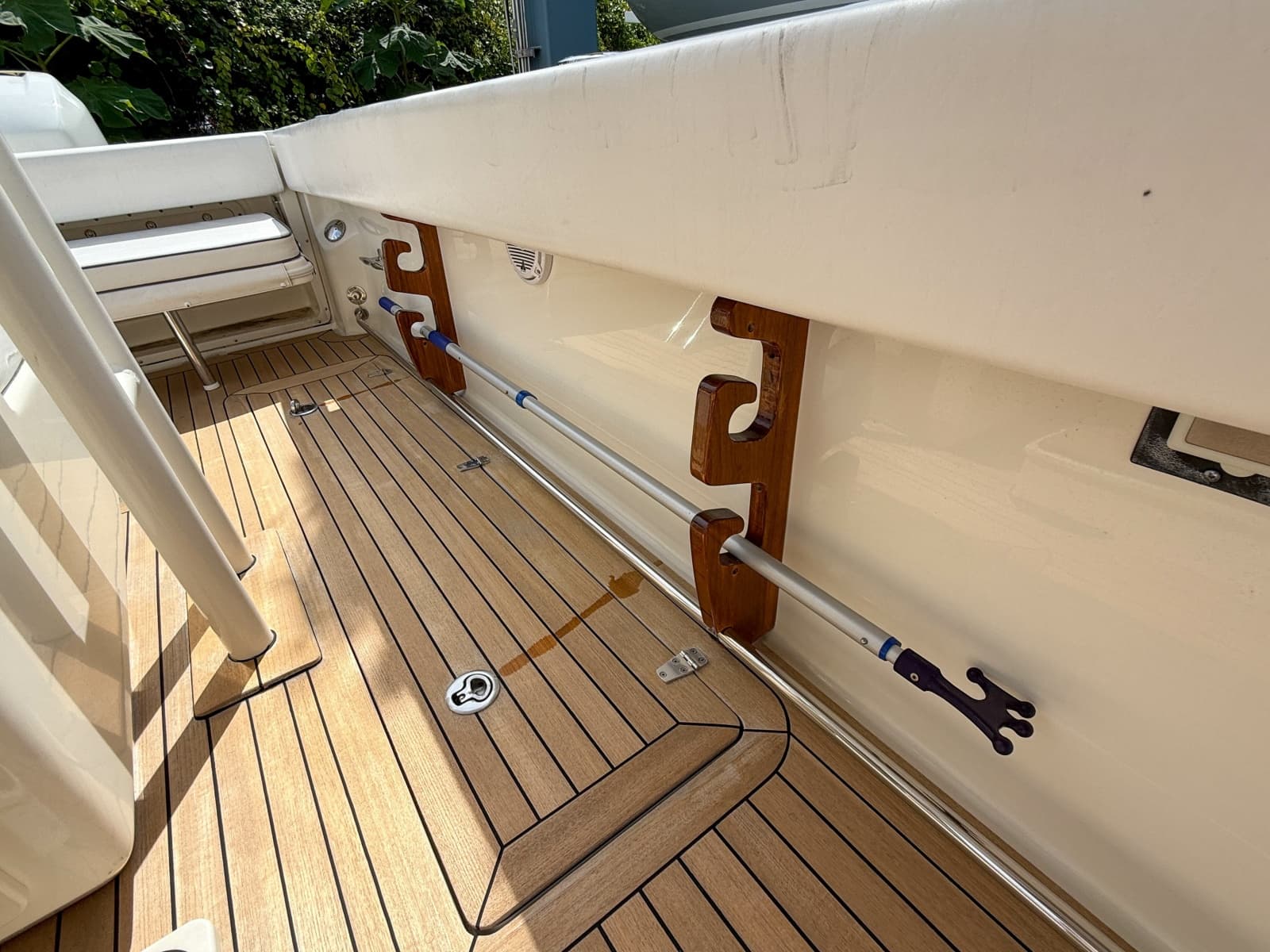 2013 Boston Whaler Justice 32 - Photo 31