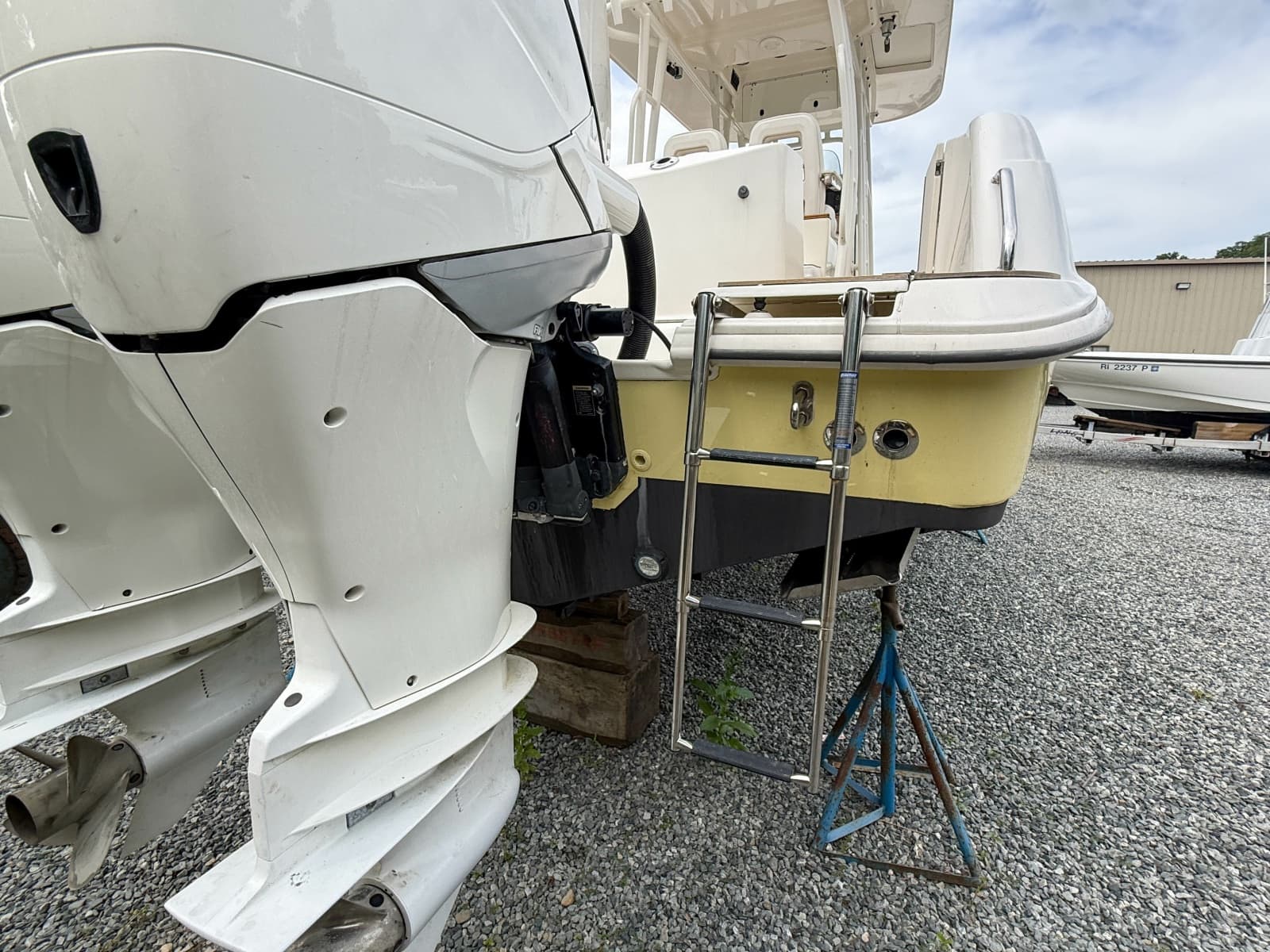 2013 Boston Whaler Justice 32 - Photo 6