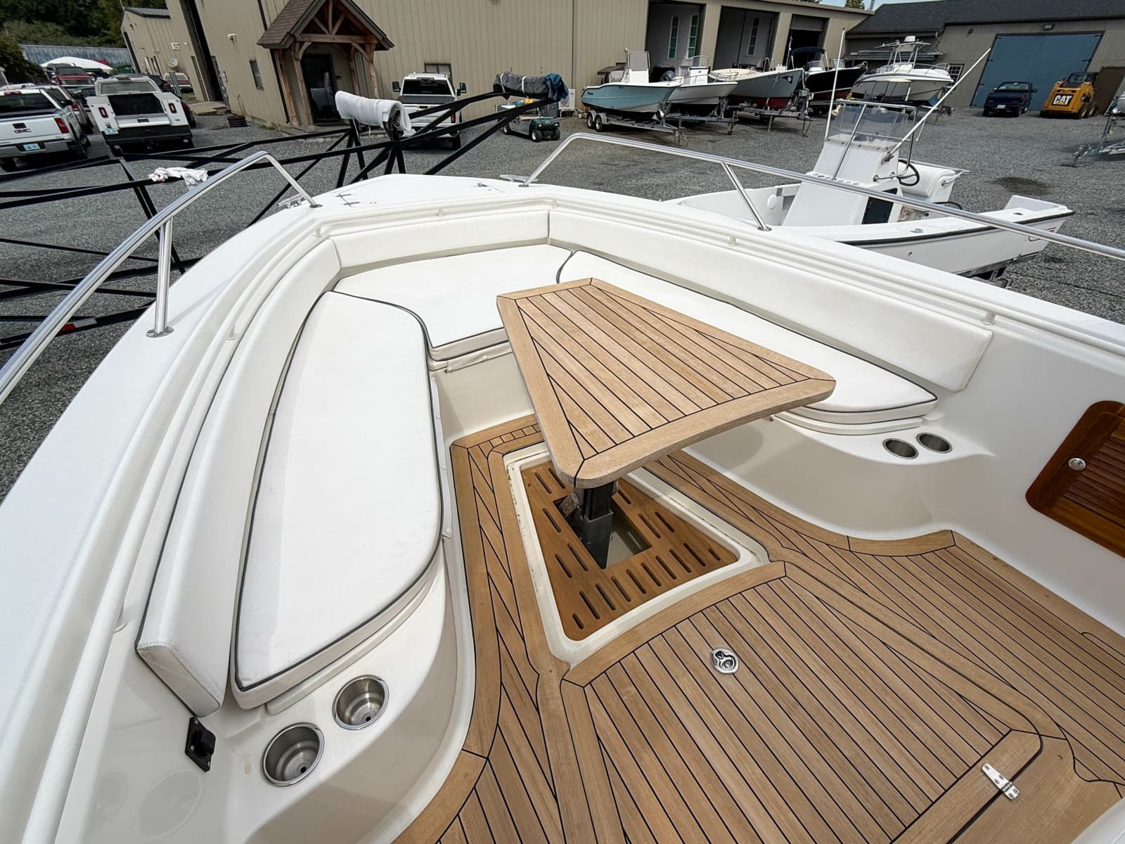 2013 Boston Whaler Justice 32 - Photo 19