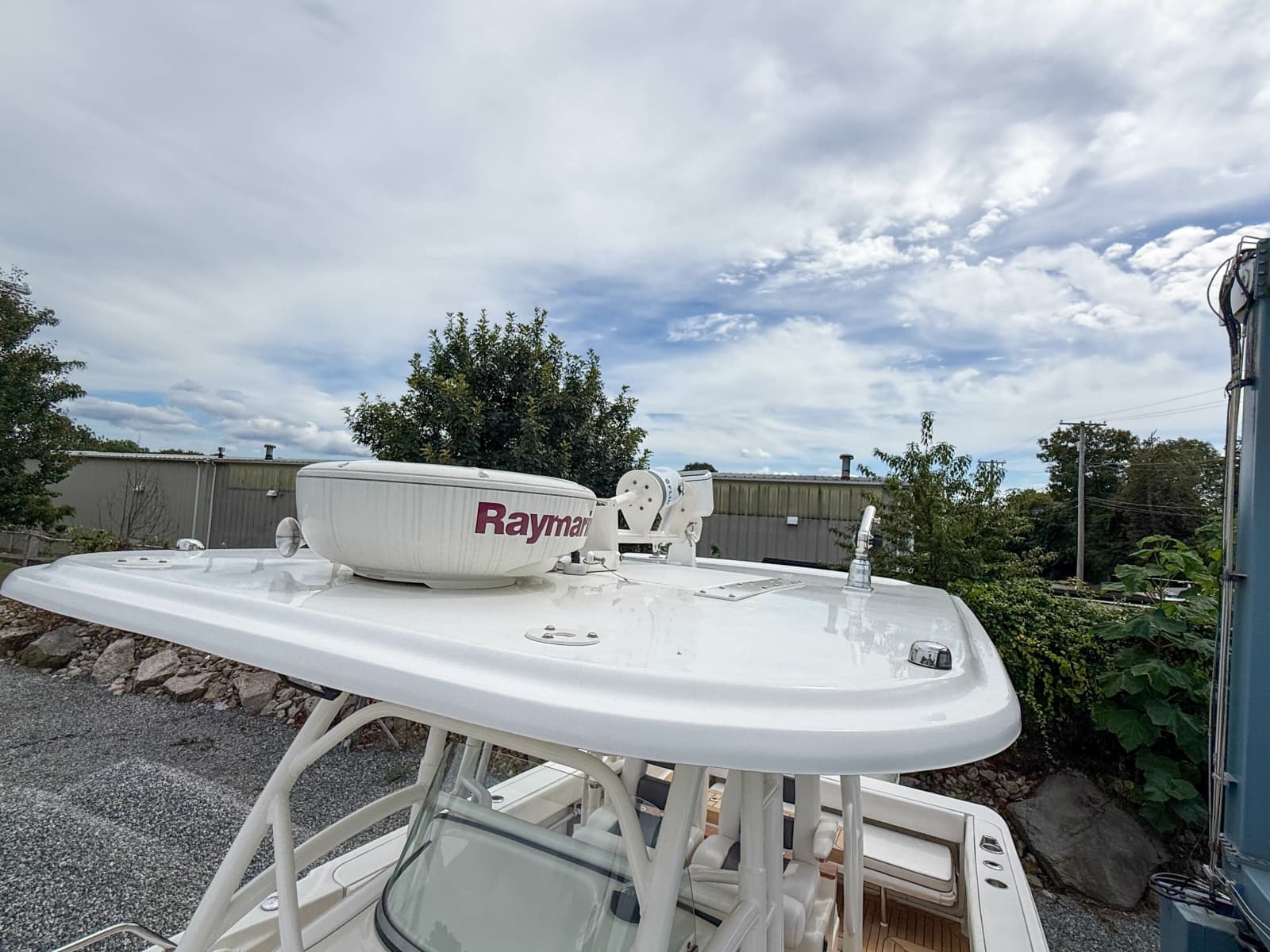2013 Boston Whaler Justice 32 - Photo 22