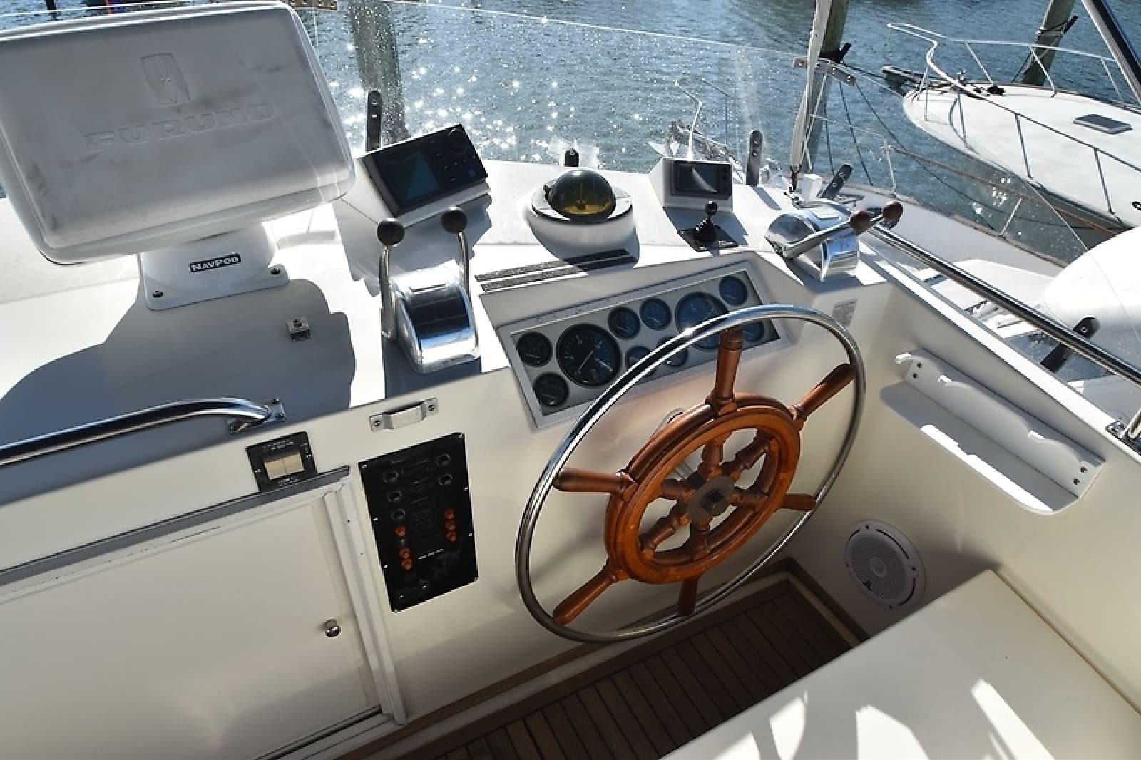 1989 Grand Banks 46 Classic - Photo 73