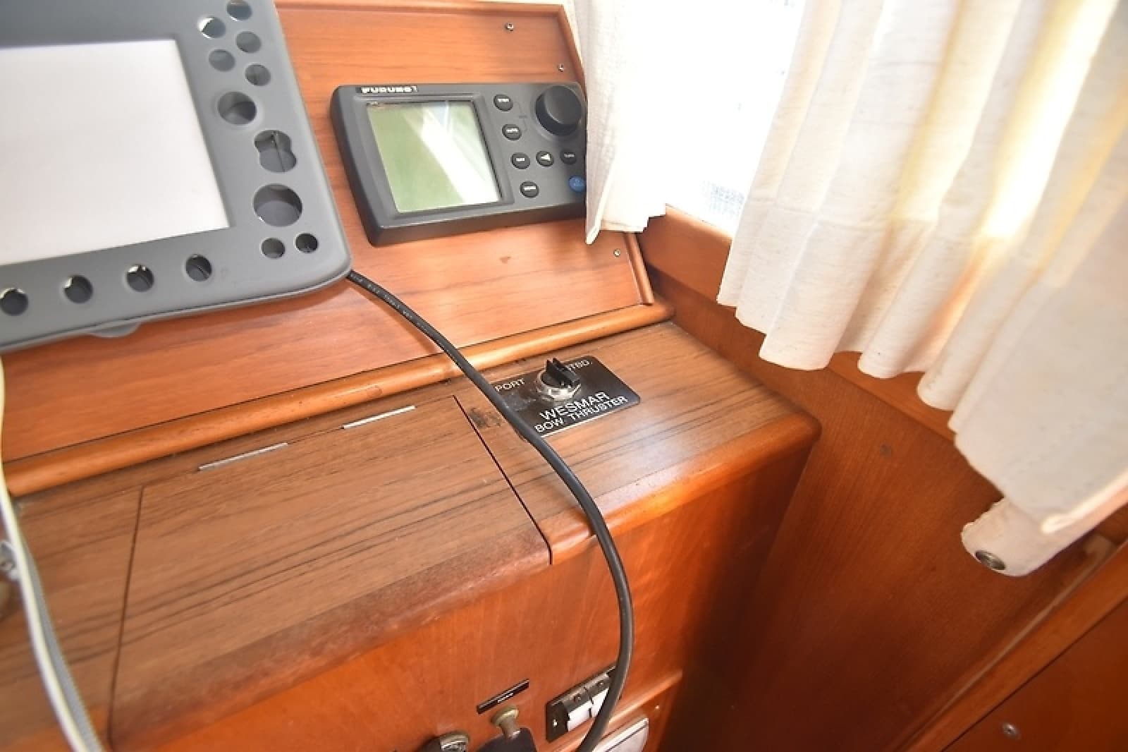 1989 Grand Banks 46 Classic - Photo 21