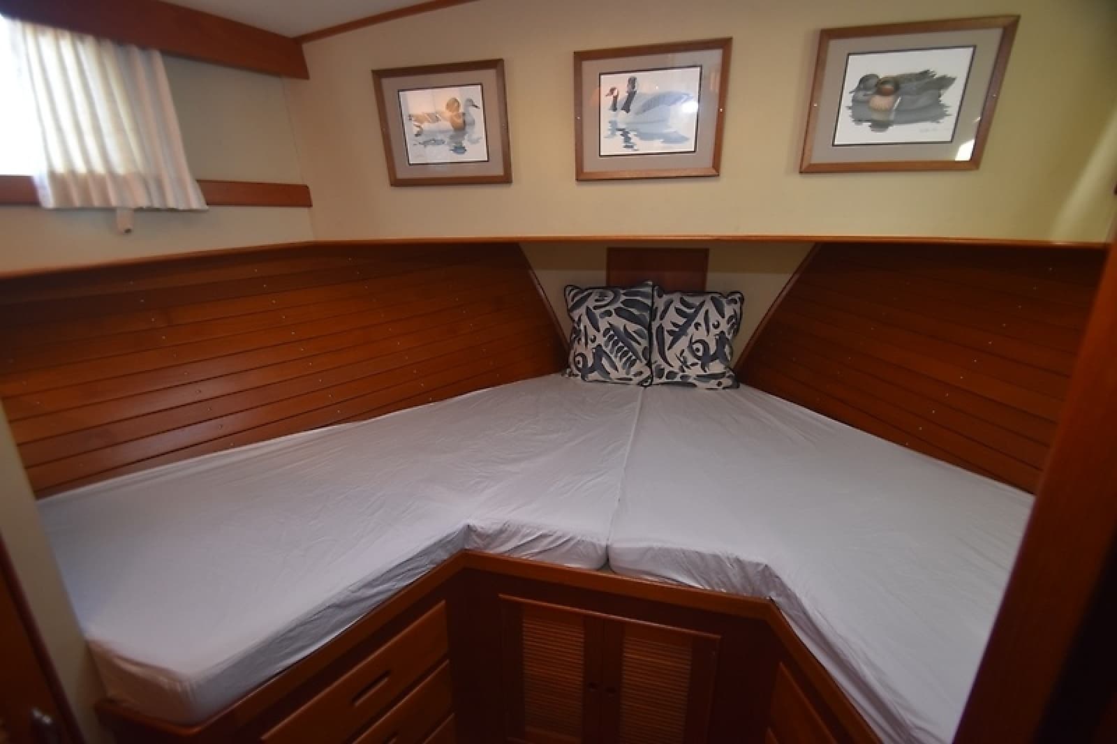 1989 Grand Banks 46 Classic - Photo 29