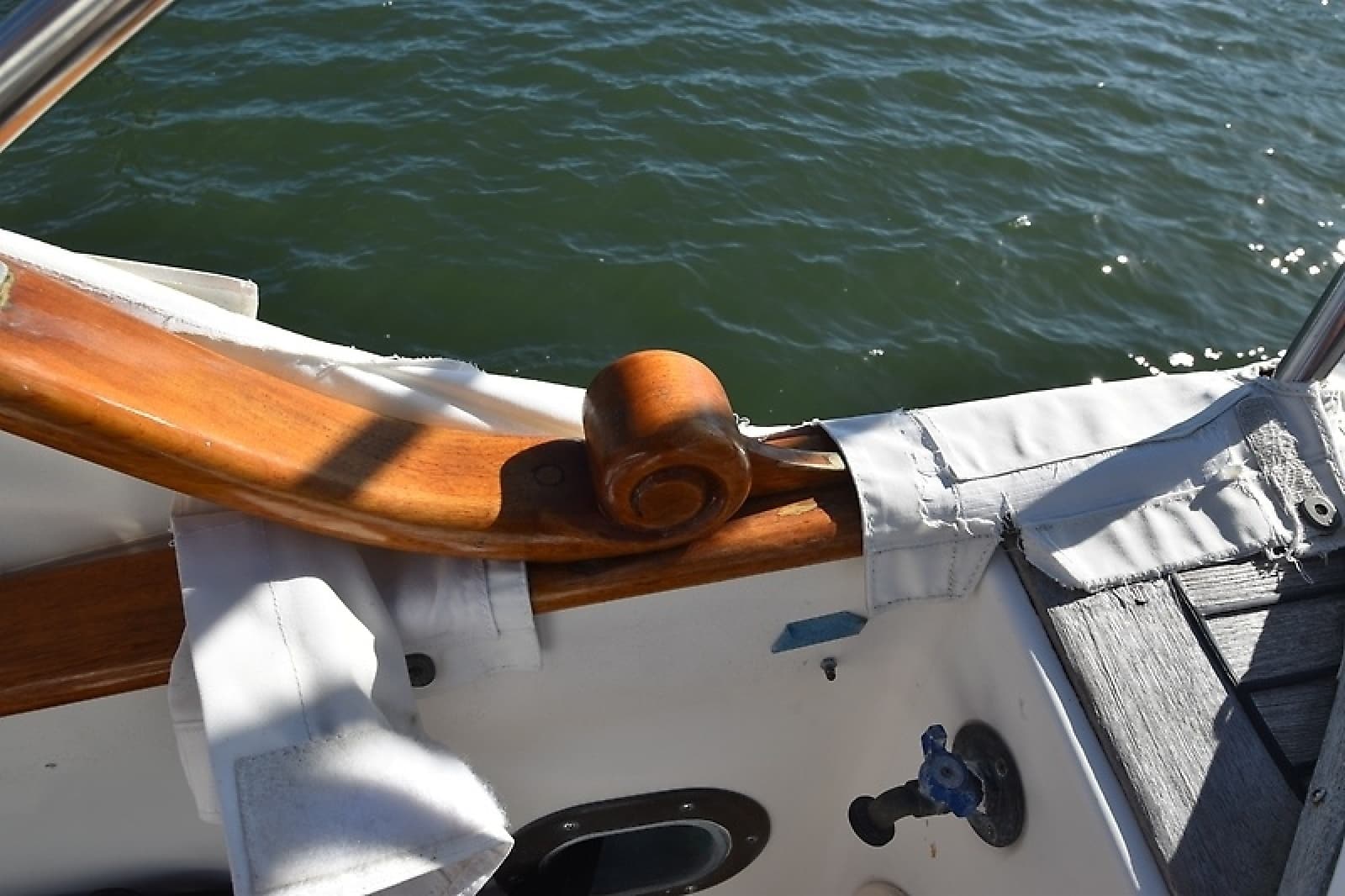 1989 Grand Banks 46 Classic - Photo 63