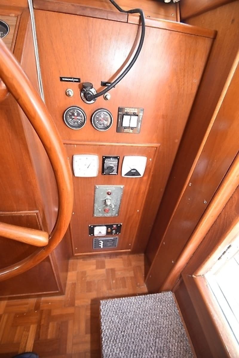 1989 Grand Banks 46 Classic - Photo 13