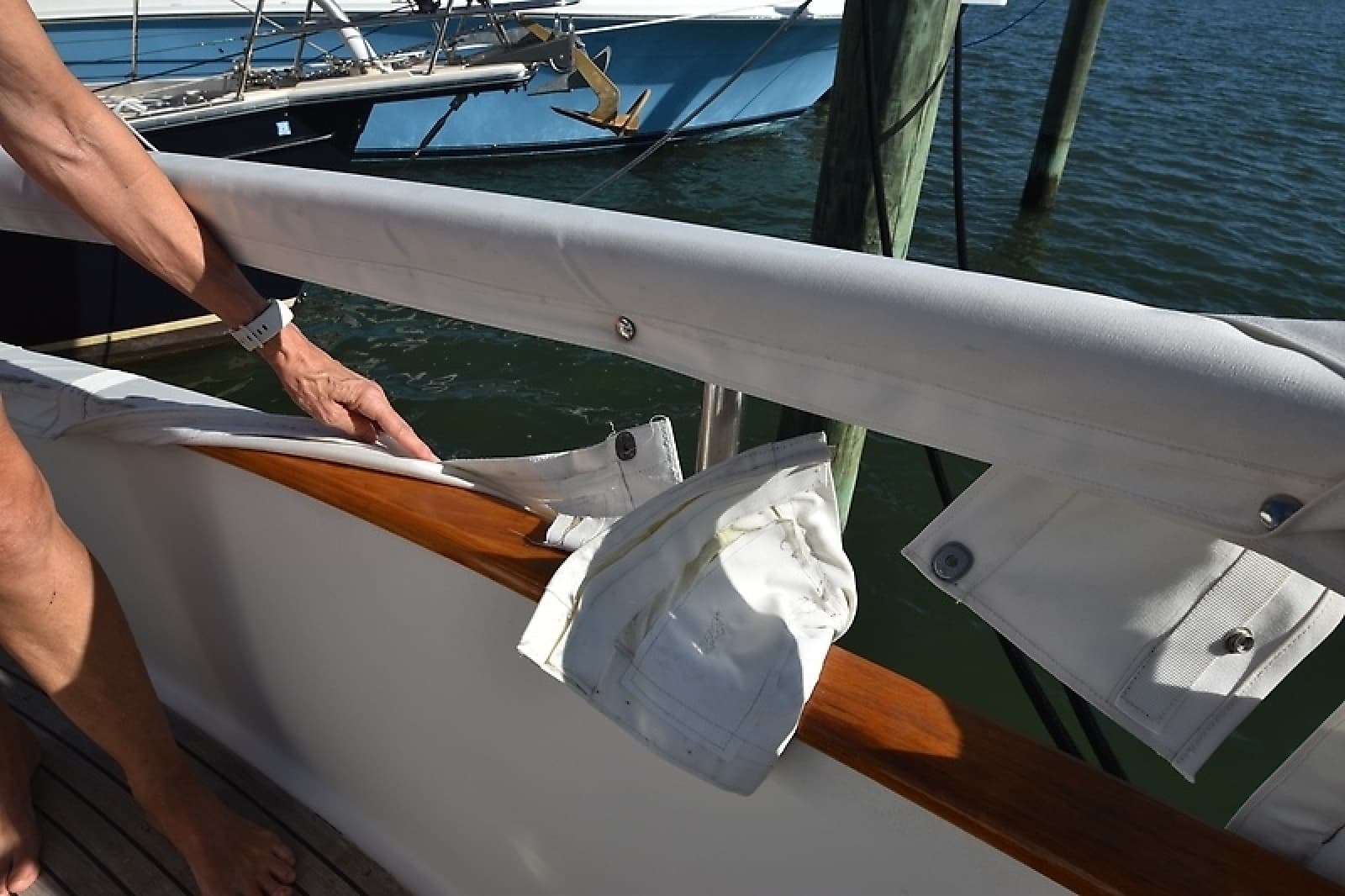 1989 Grand Banks 46 Classic - Photo 62