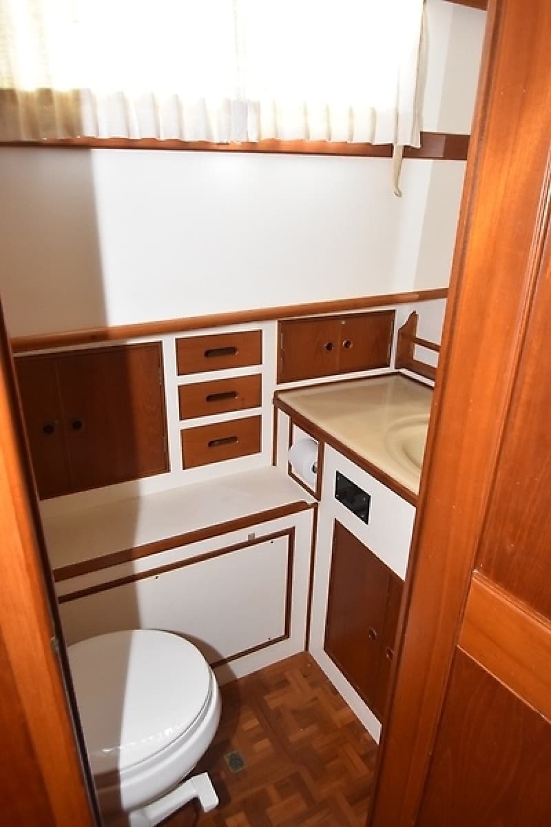 1989 Grand Banks 46 Classic - Photo 6