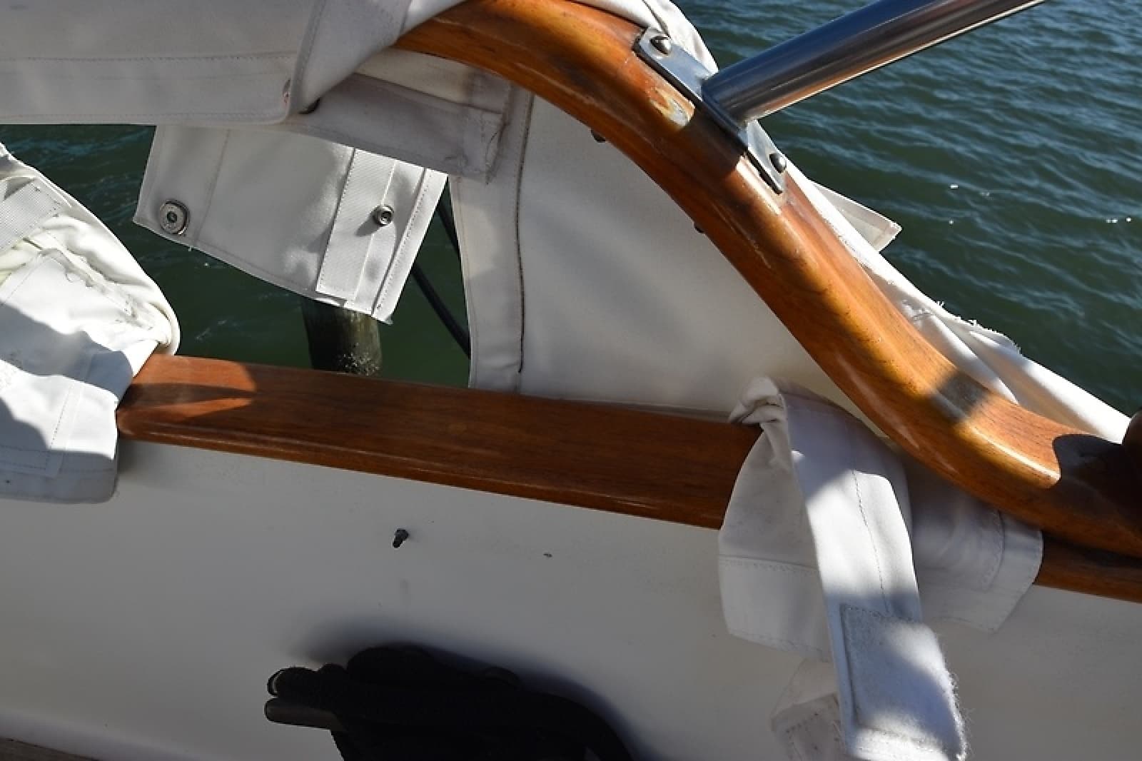 1989 Grand Banks 46 Classic - Photo 61