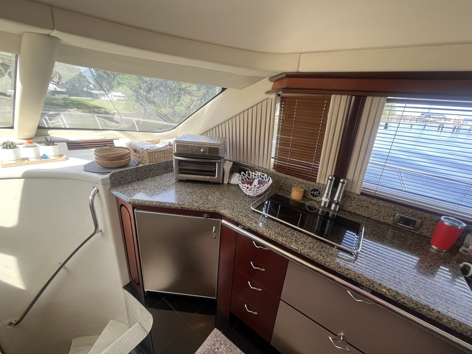 2006 Sea Ray 58 Sedan Bridge - Photo 44