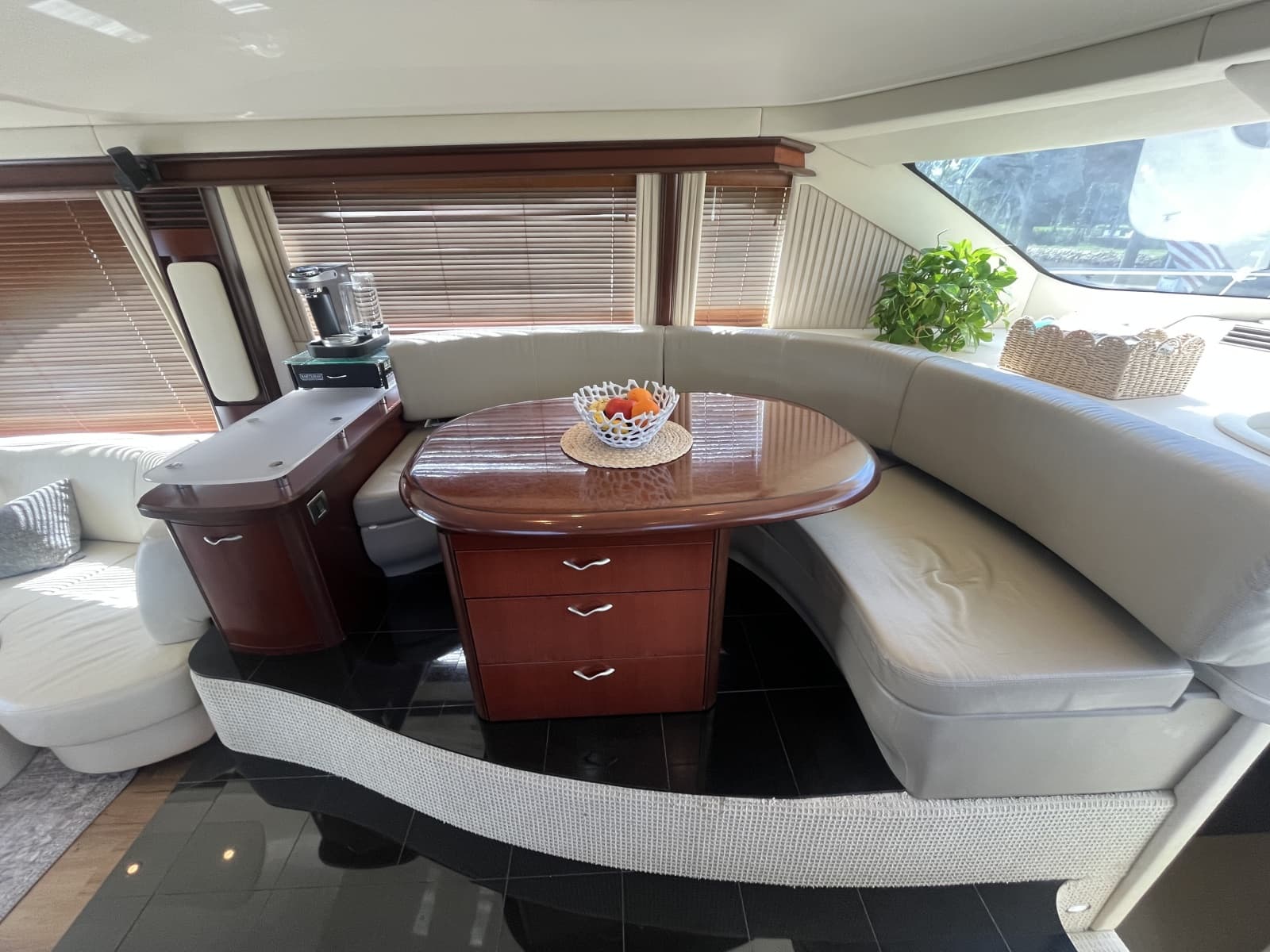 2006 Sea Ray 58 Sedan Bridge - Photo 55