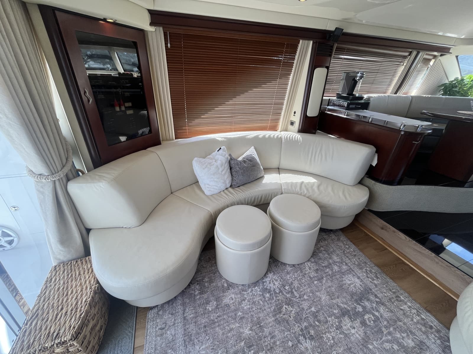 2006 Sea Ray 58 Sedan Bridge - Photo 35