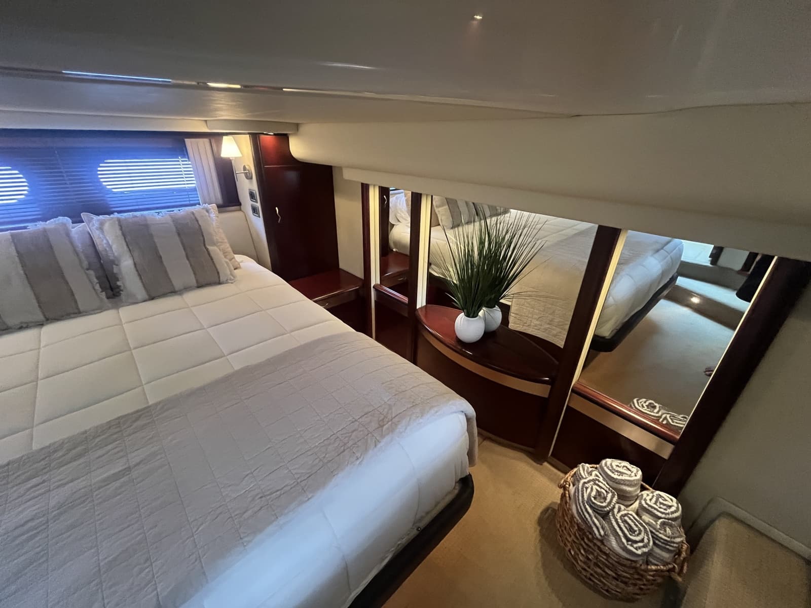 2006 Sea Ray 58 Sedan Bridge - Photo 67