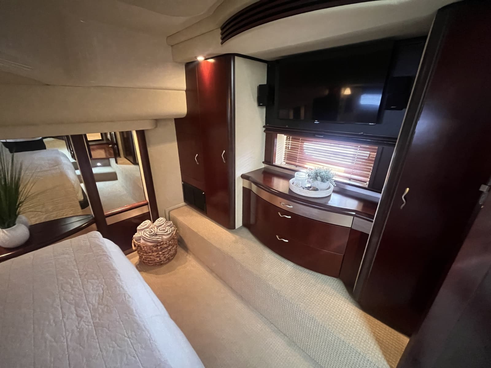 2006 Sea Ray 58 Sedan Bridge - Photo 68