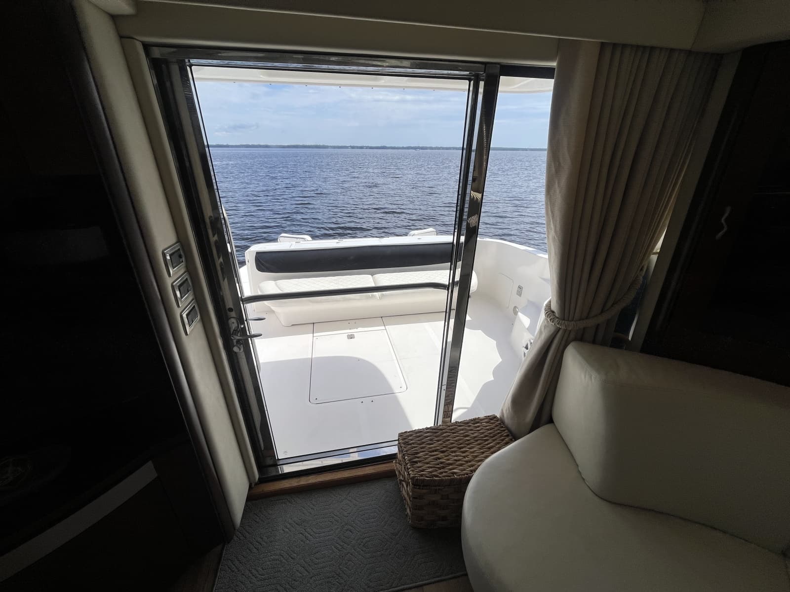 2006 Sea Ray 58 Sedan Bridge - Photo 40