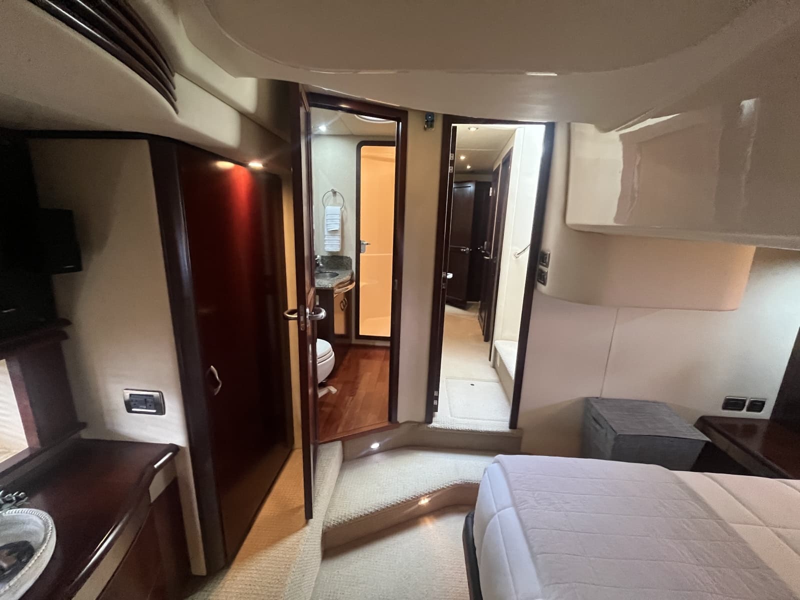 2006 Sea Ray 58 Sedan Bridge - Photo 73