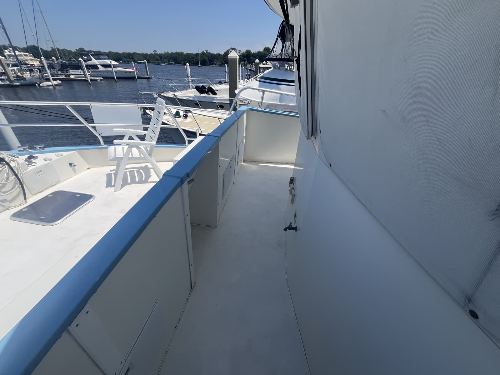 2001 Great Harbour GH47 - Photo 13