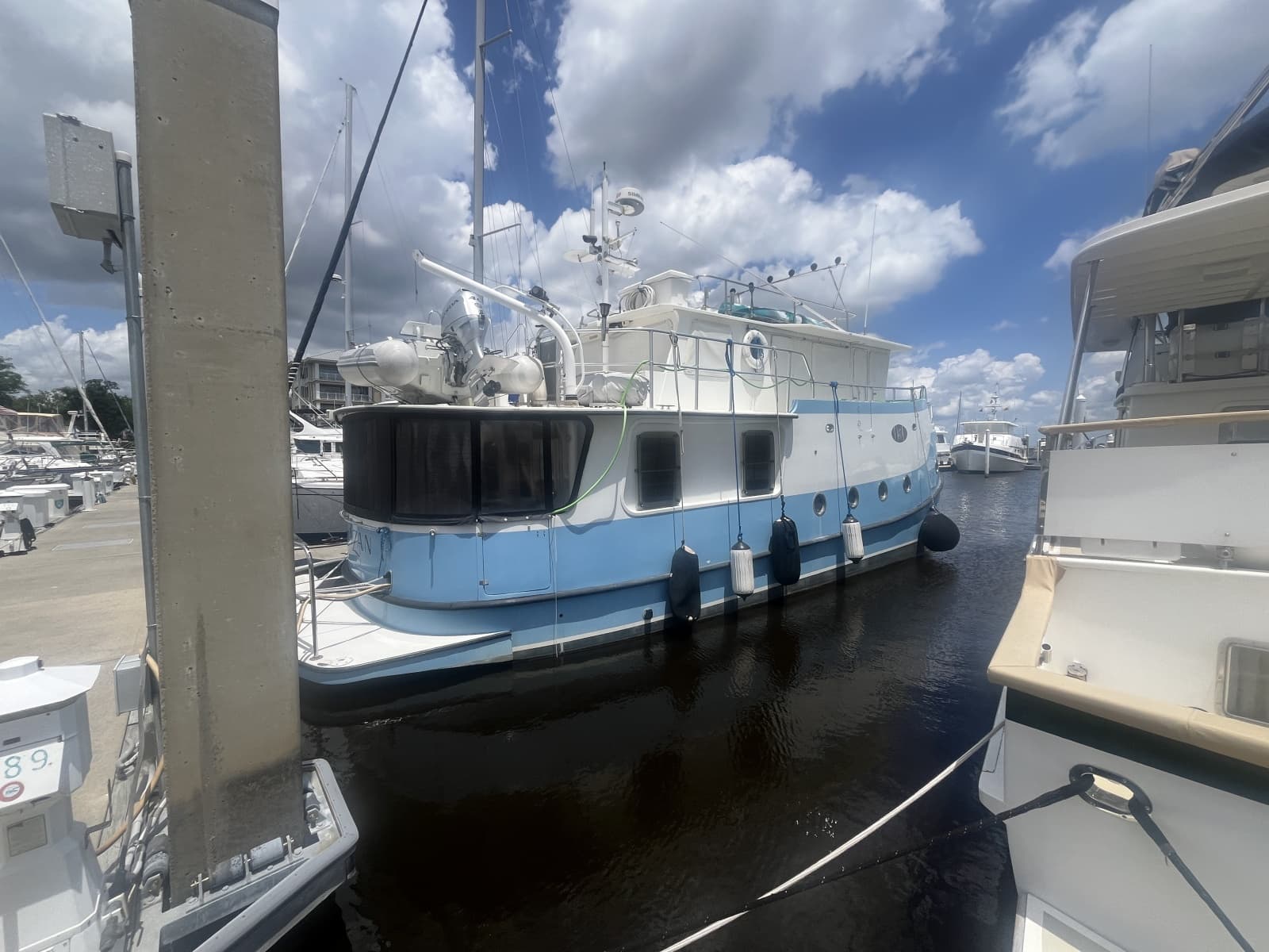 2001 Great Harbour GH47 - Photo 5